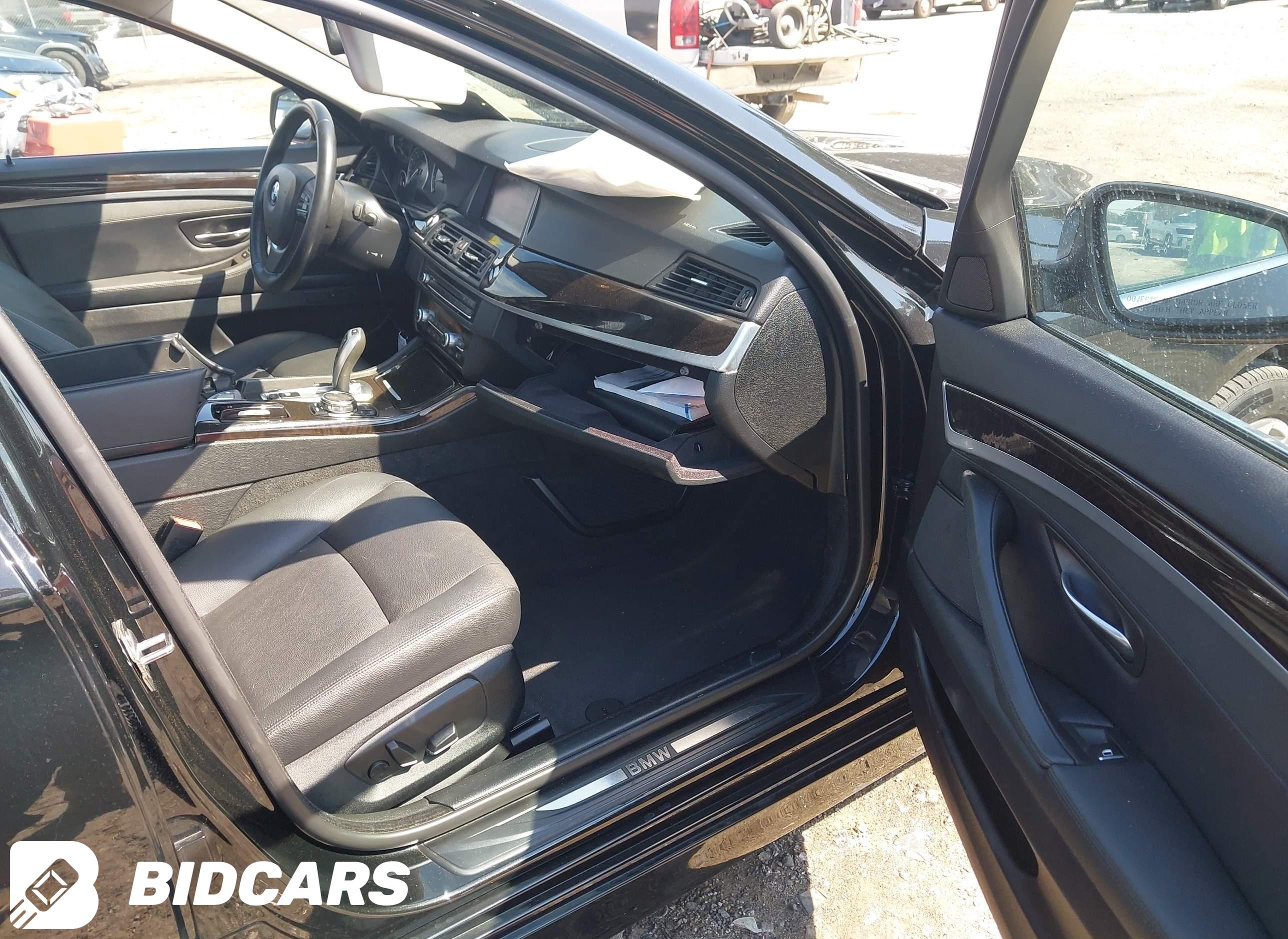 2015 BMW 5 Series, 528I