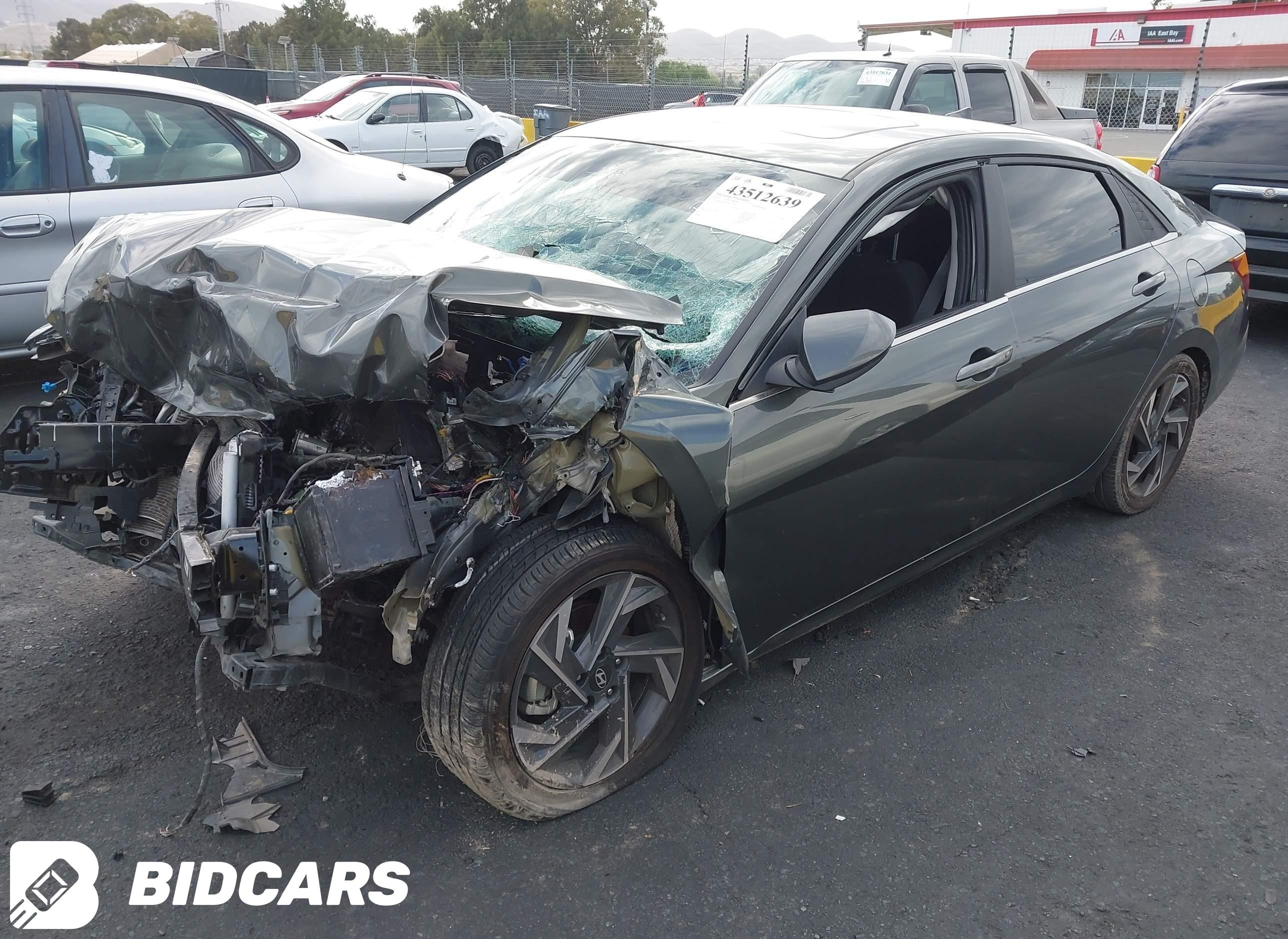 2024 Hyundai Elantra, Sel