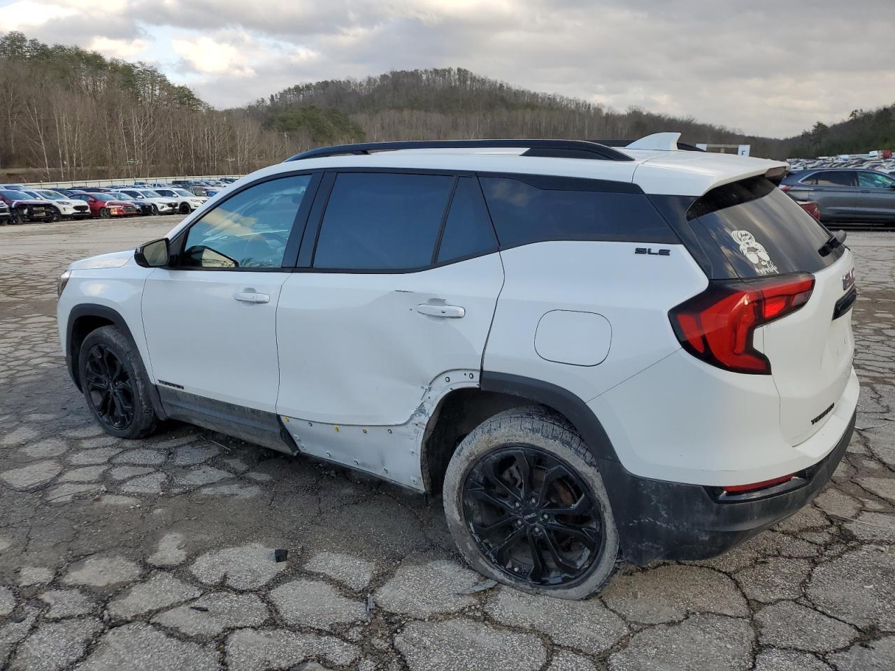2020 GMC Terrain, Sle