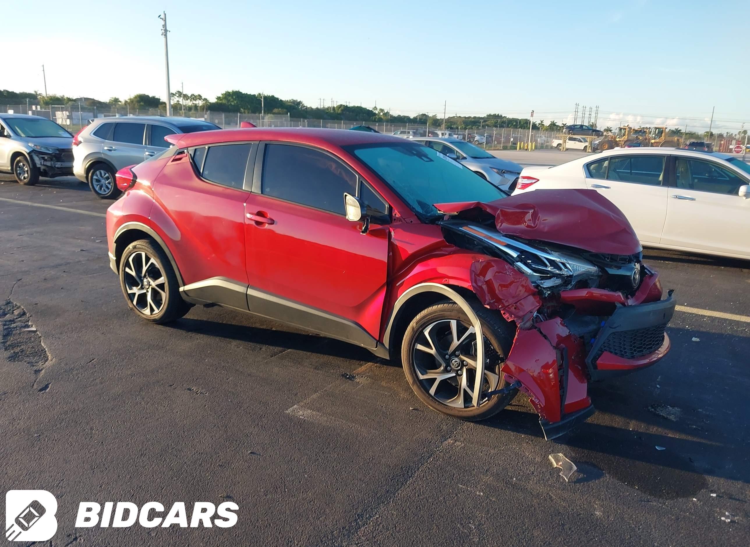 2021 Toyota C-HR, Xle