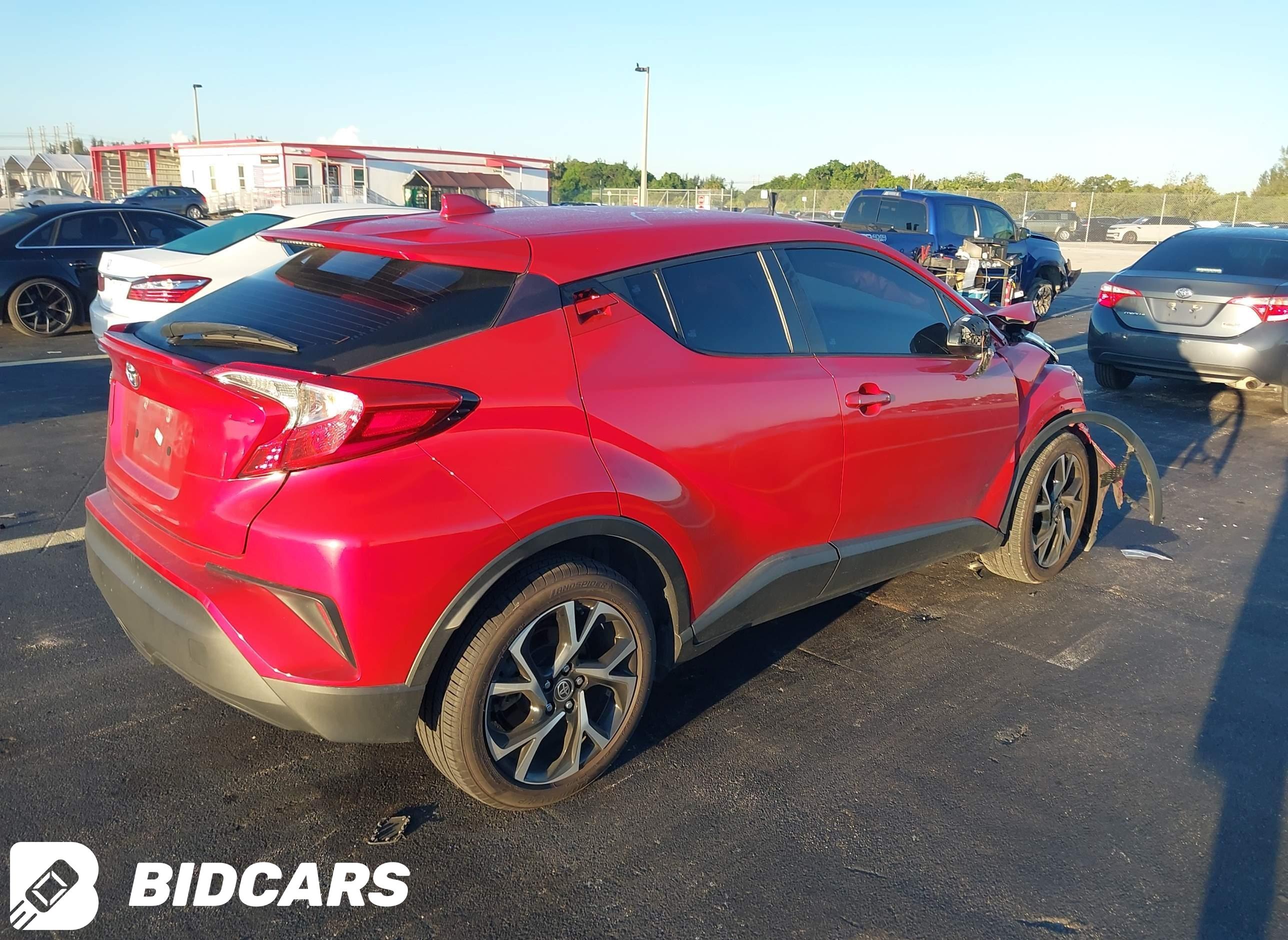 2021 Toyota C-HR, Xle
