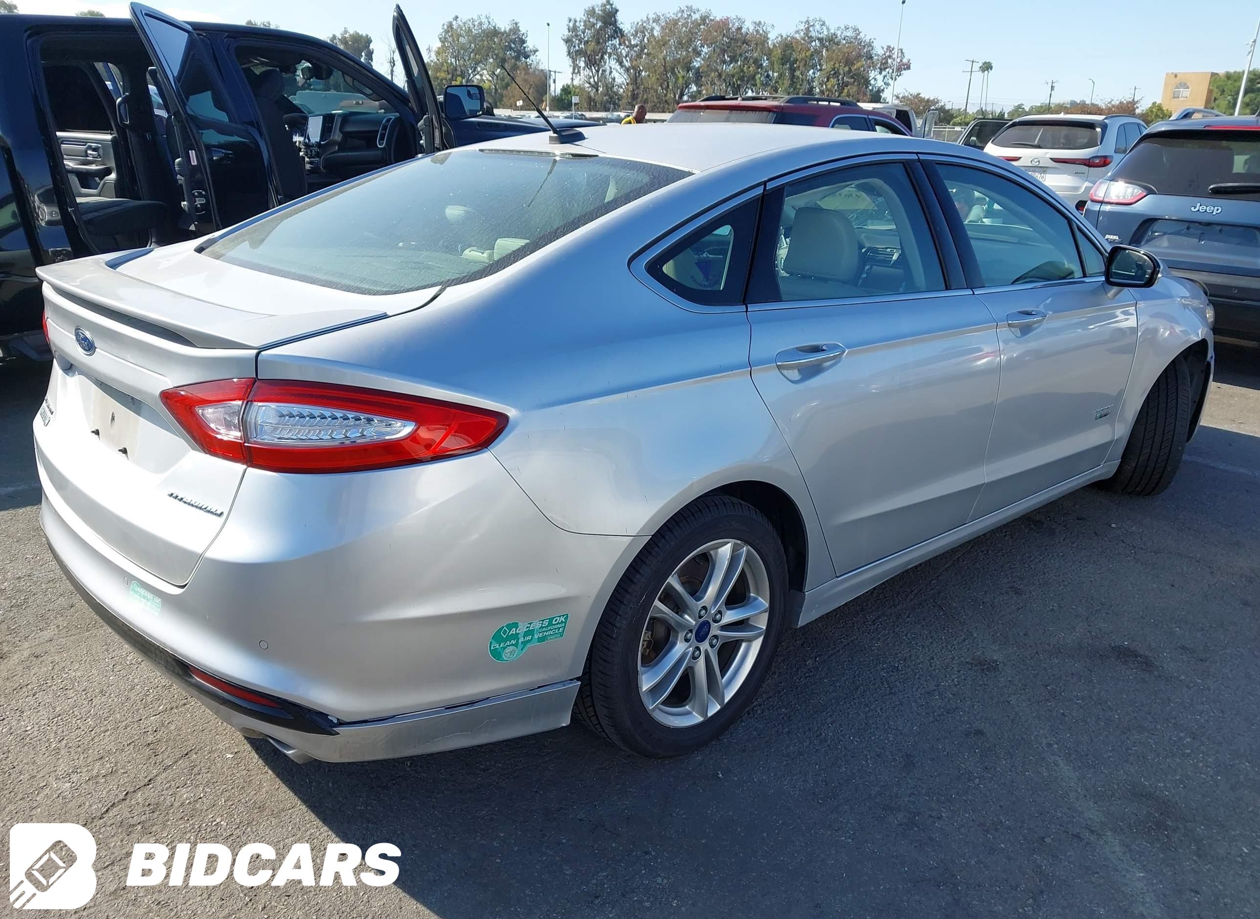 2015 Ford Fusion, Energi Tita...