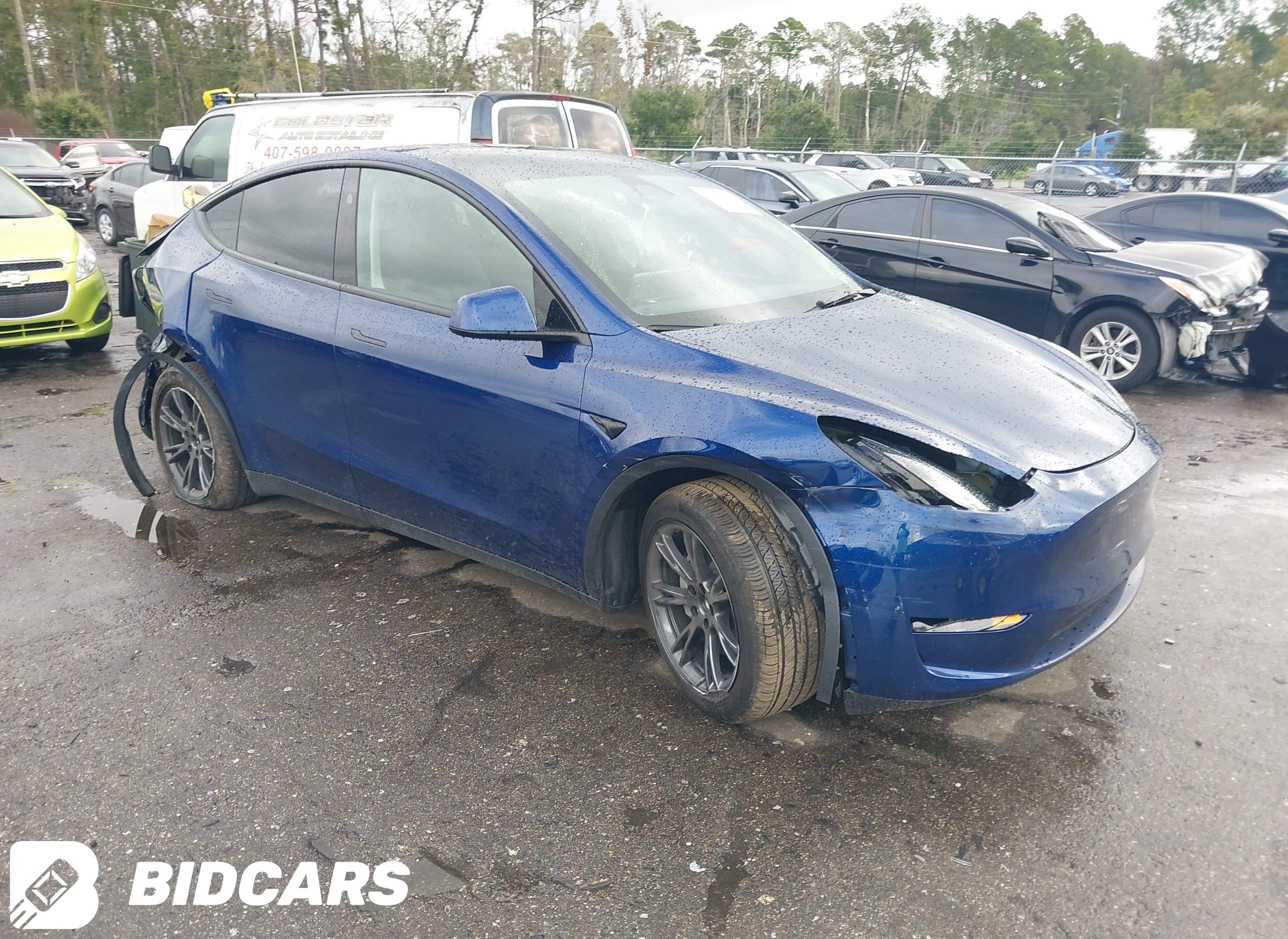 2025 Tesla Model Y, Long Rang...