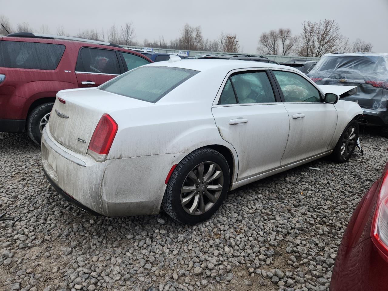 2017 Chrysler 300, Limited