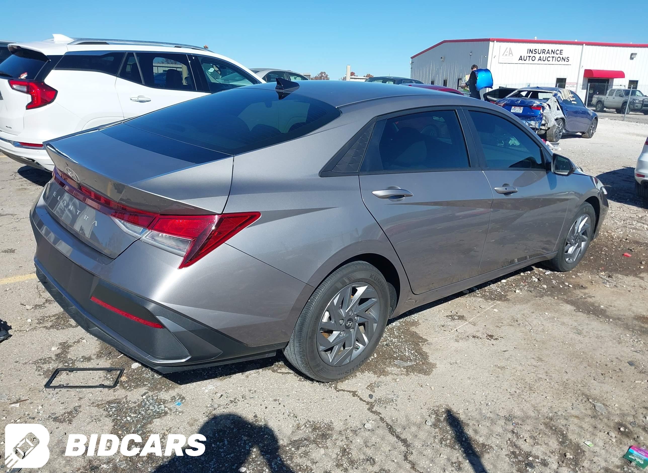 2024 Hyundai Elantra, Sel