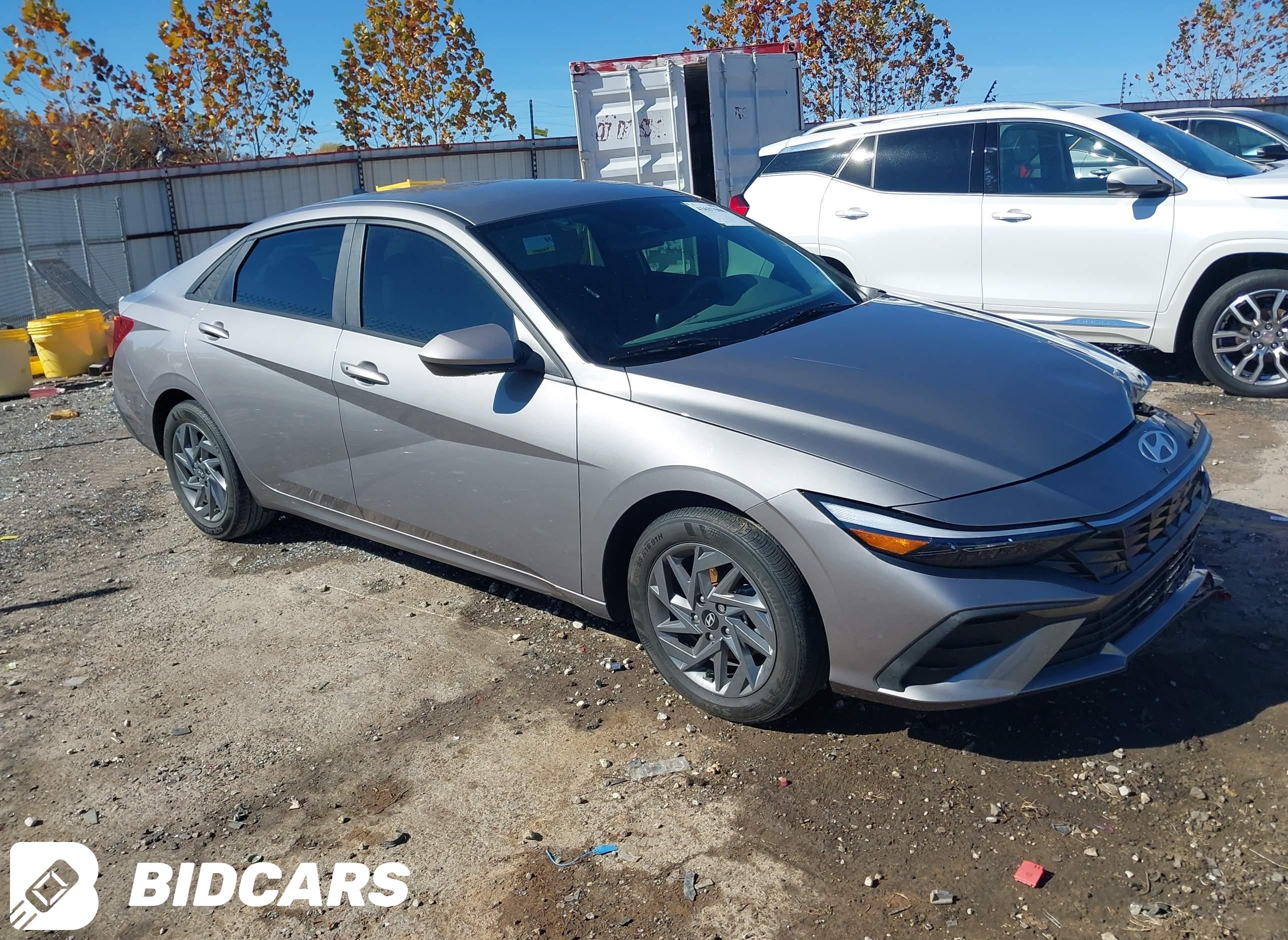 2024 Hyundai Elantra, Sel