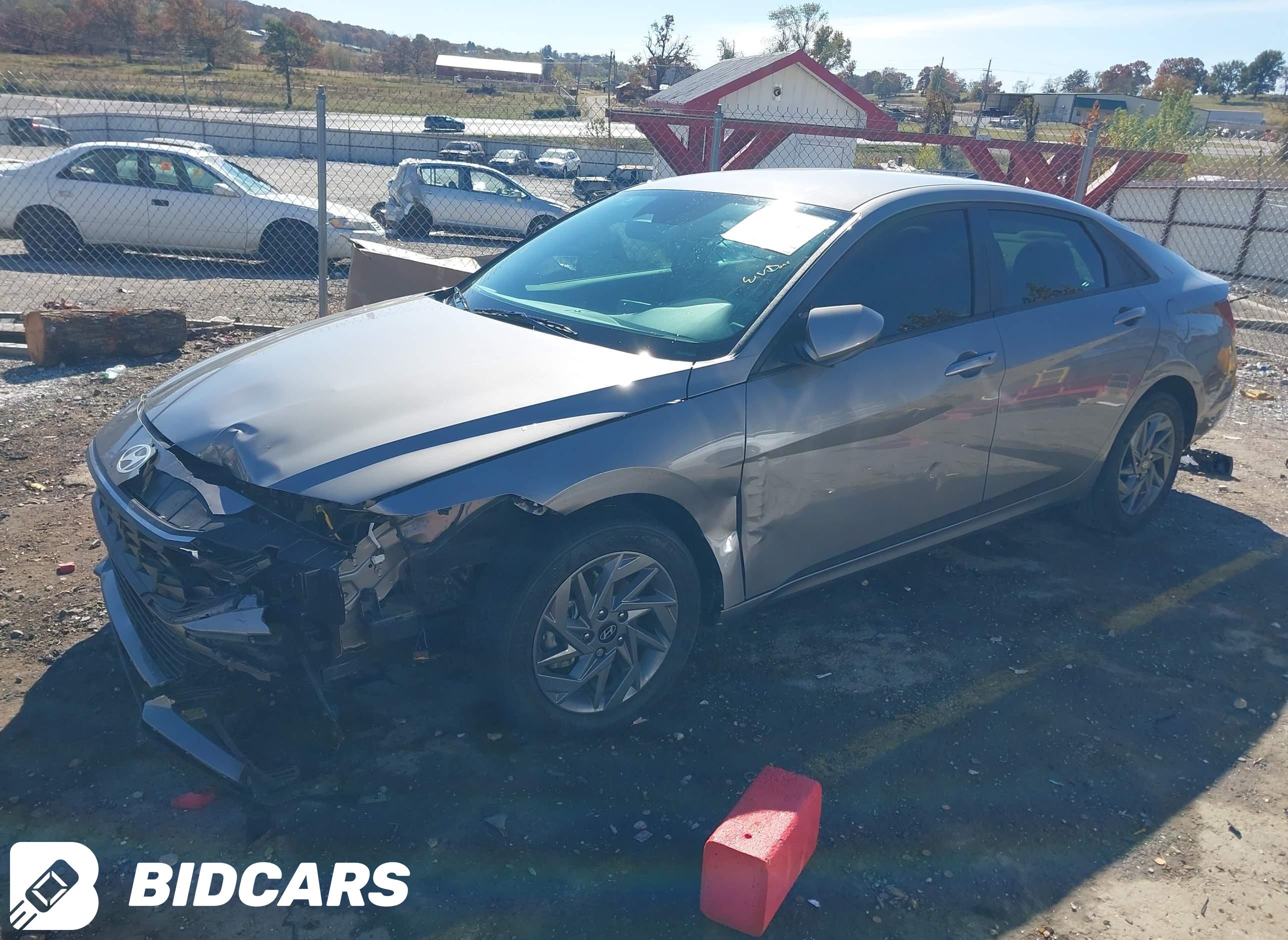 2024 Hyundai Elantra, Sel