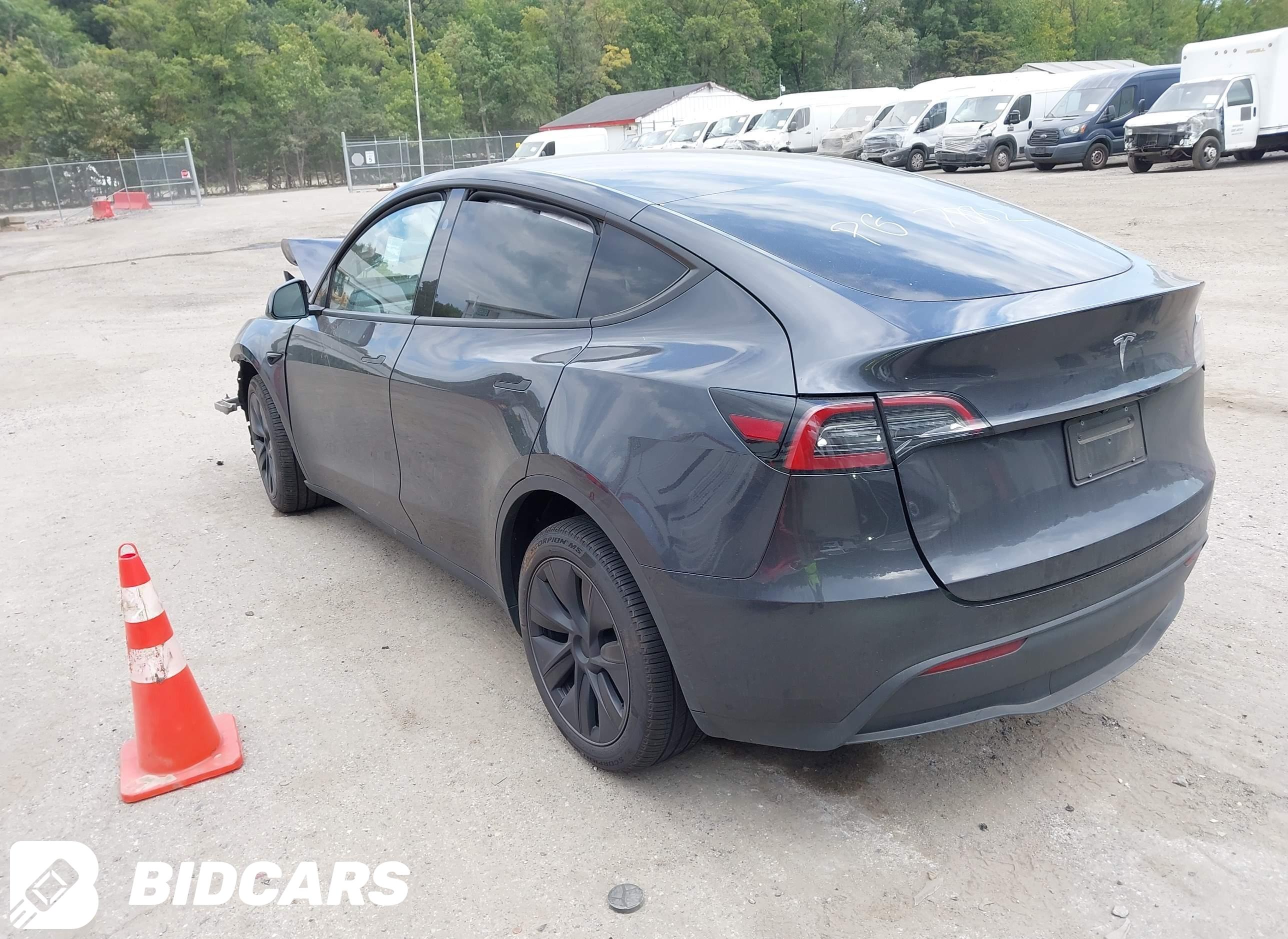 2025 Tesla Model Y, Long Rang...