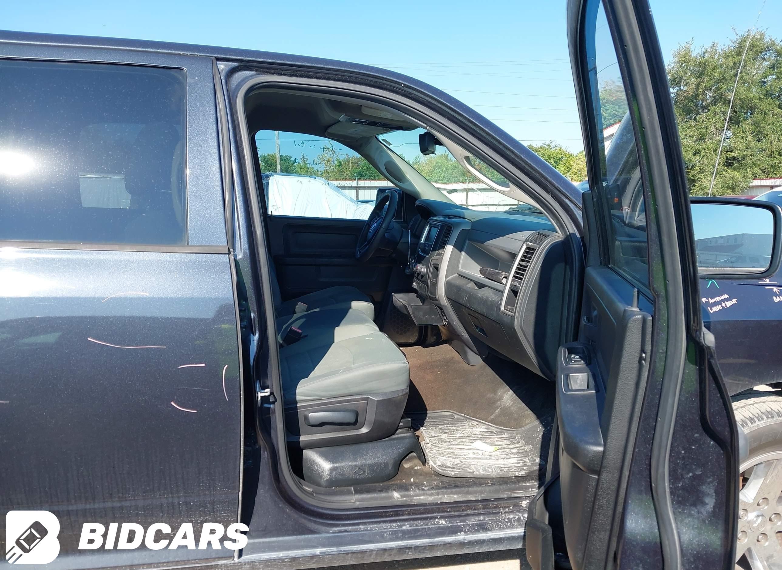 2015 RAM 1500, Express