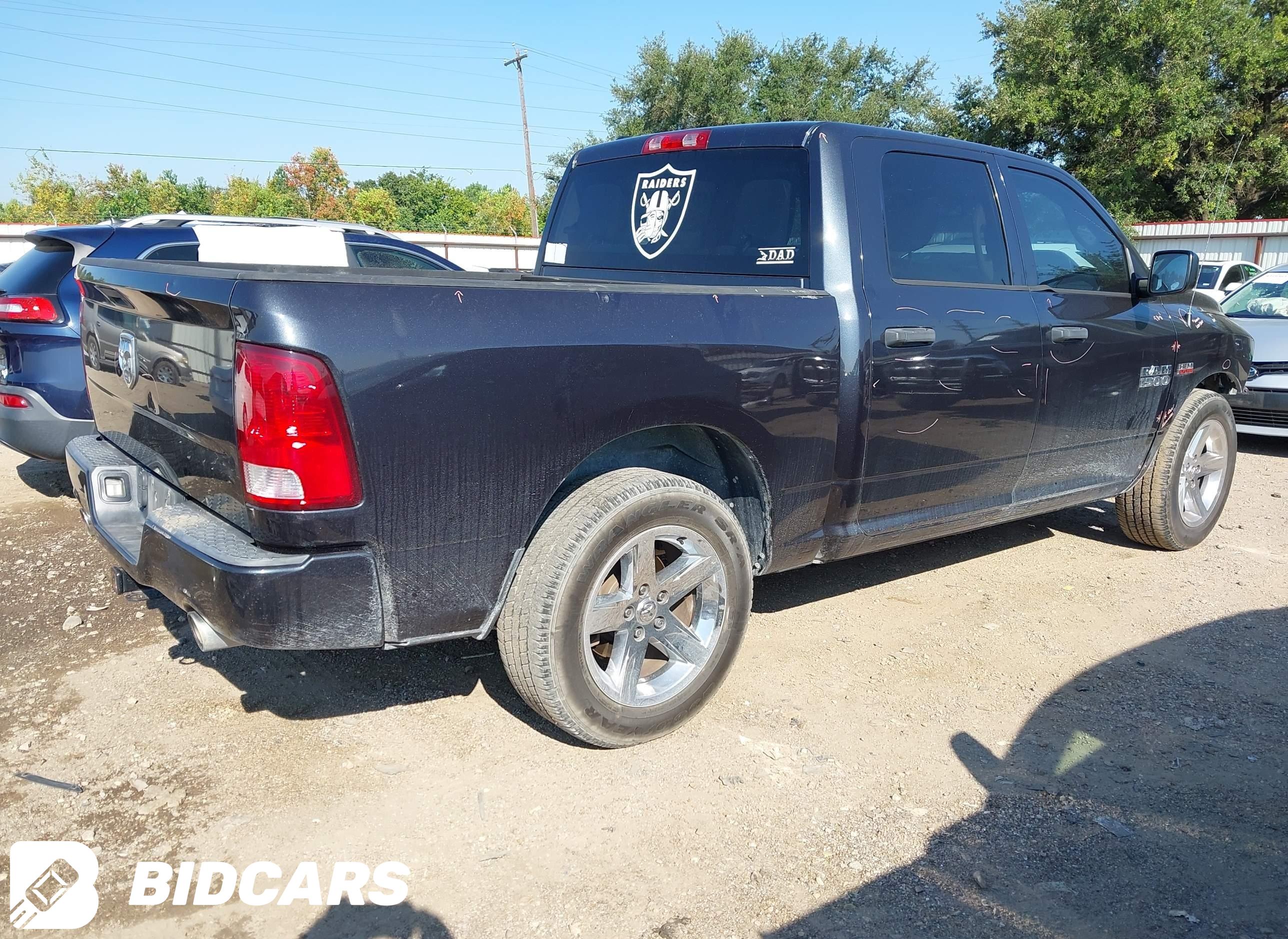 2015 RAM 1500, Express