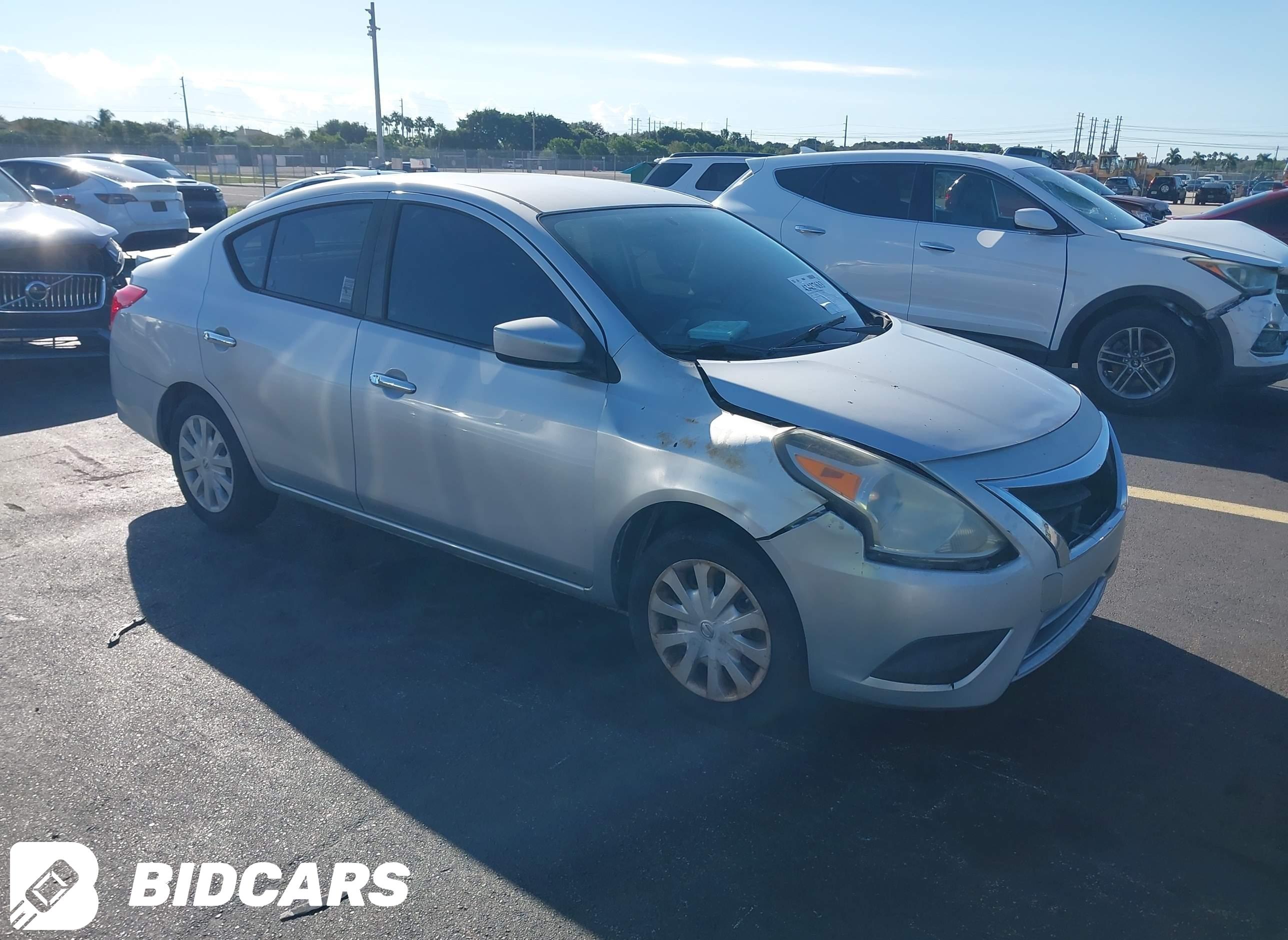 2016 Nissan Versa, 1.6 S/1.6...