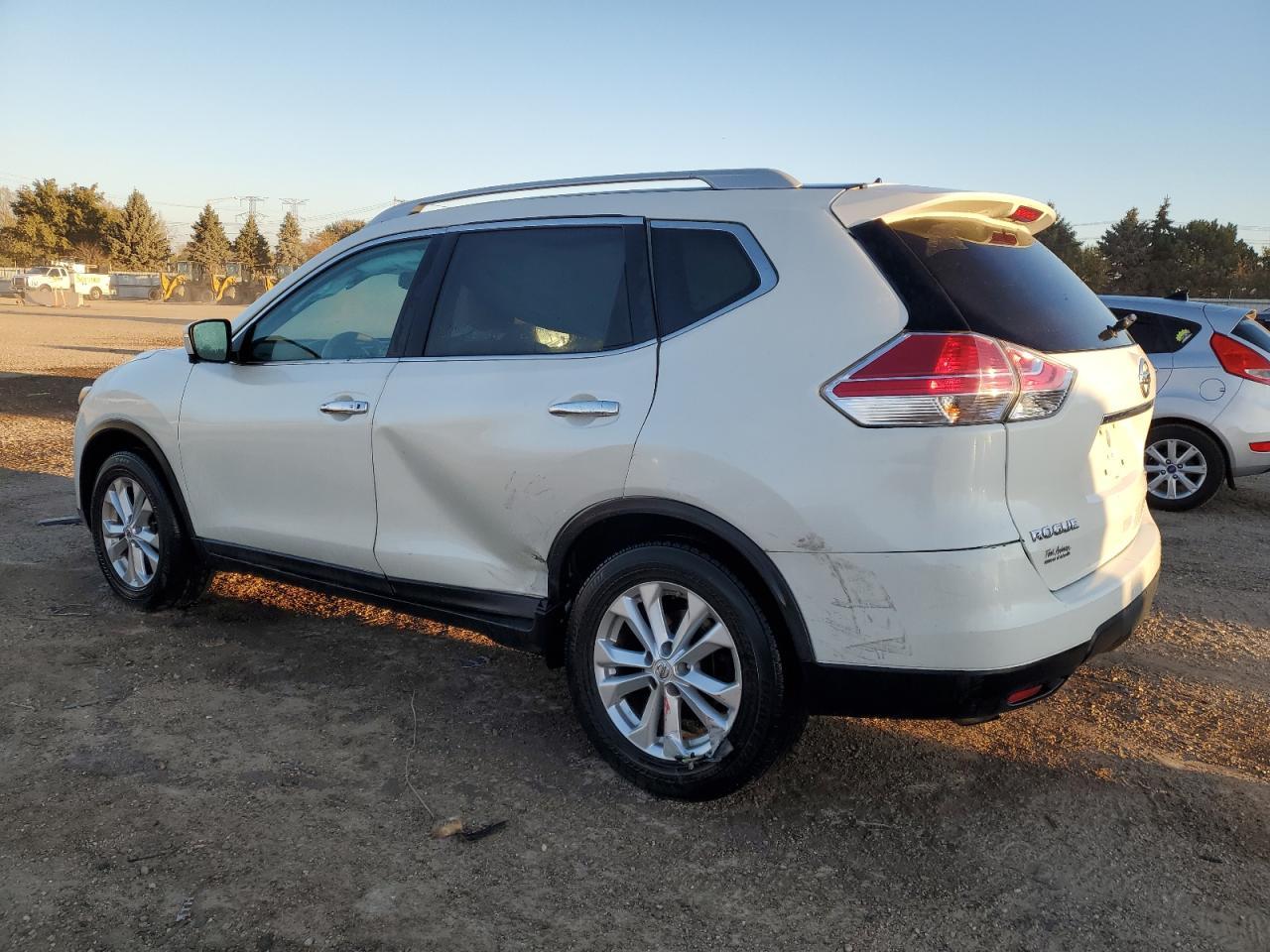 2015 Nissan Rogue, S
