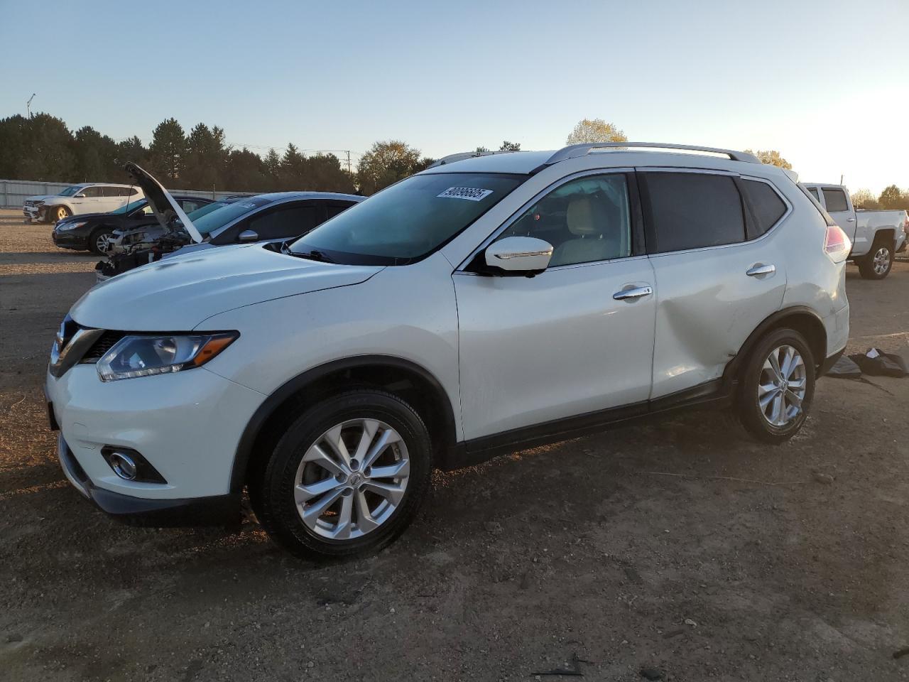 2015 Nissan Rogue, S