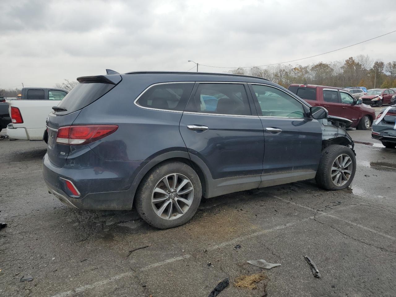 2017 Hyundai Santa Fe, SE