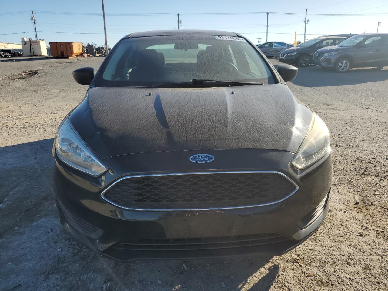 2018 Ford Focus, S