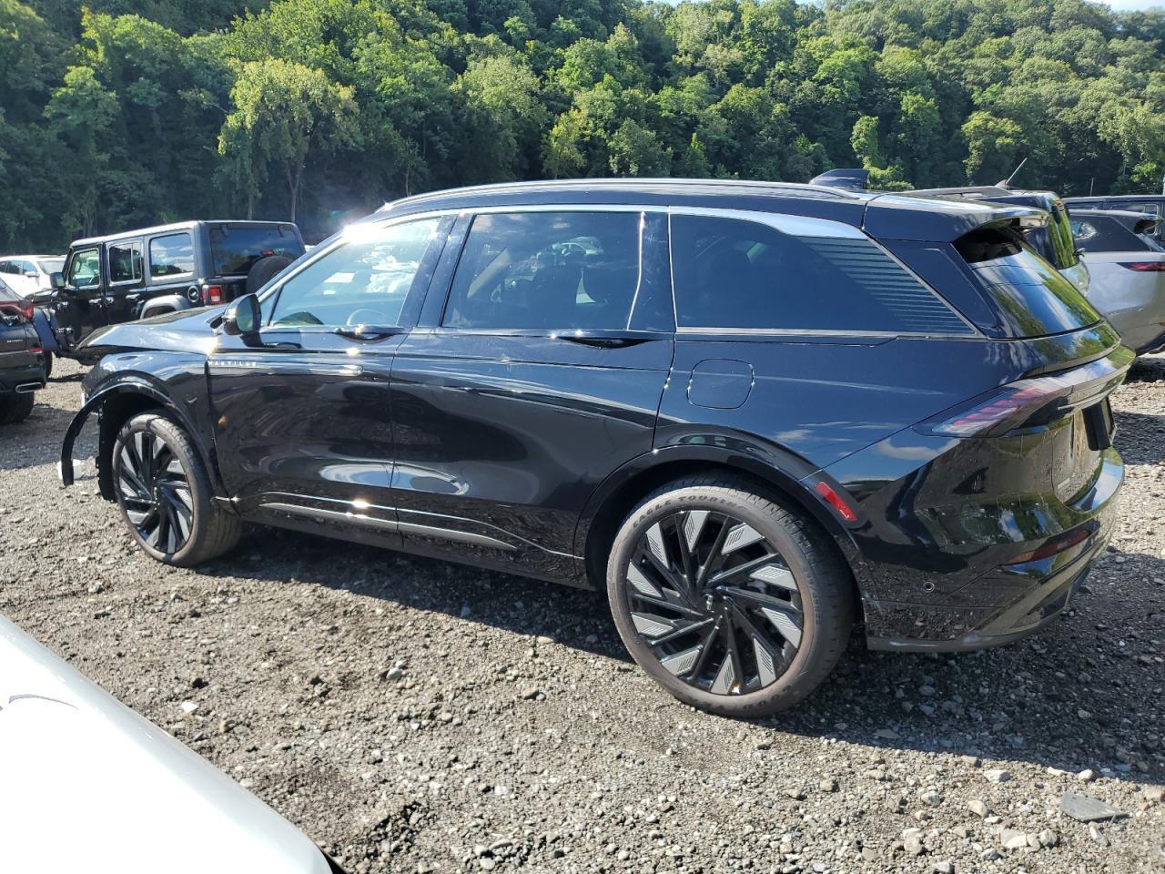 2024 Lincoln Nautilus, Black...