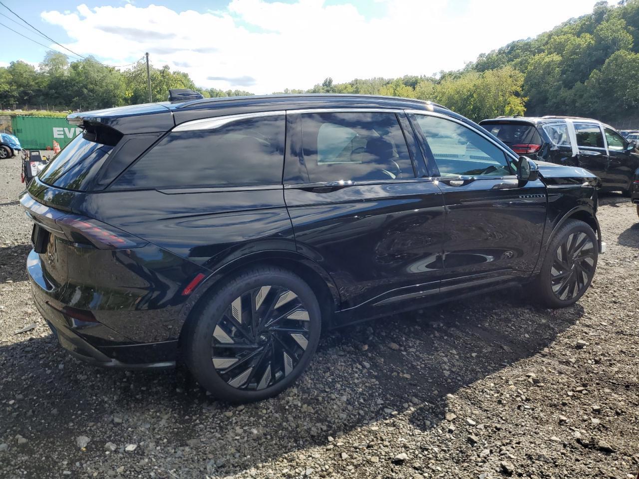 2024 Lincoln Nautilus, Black...