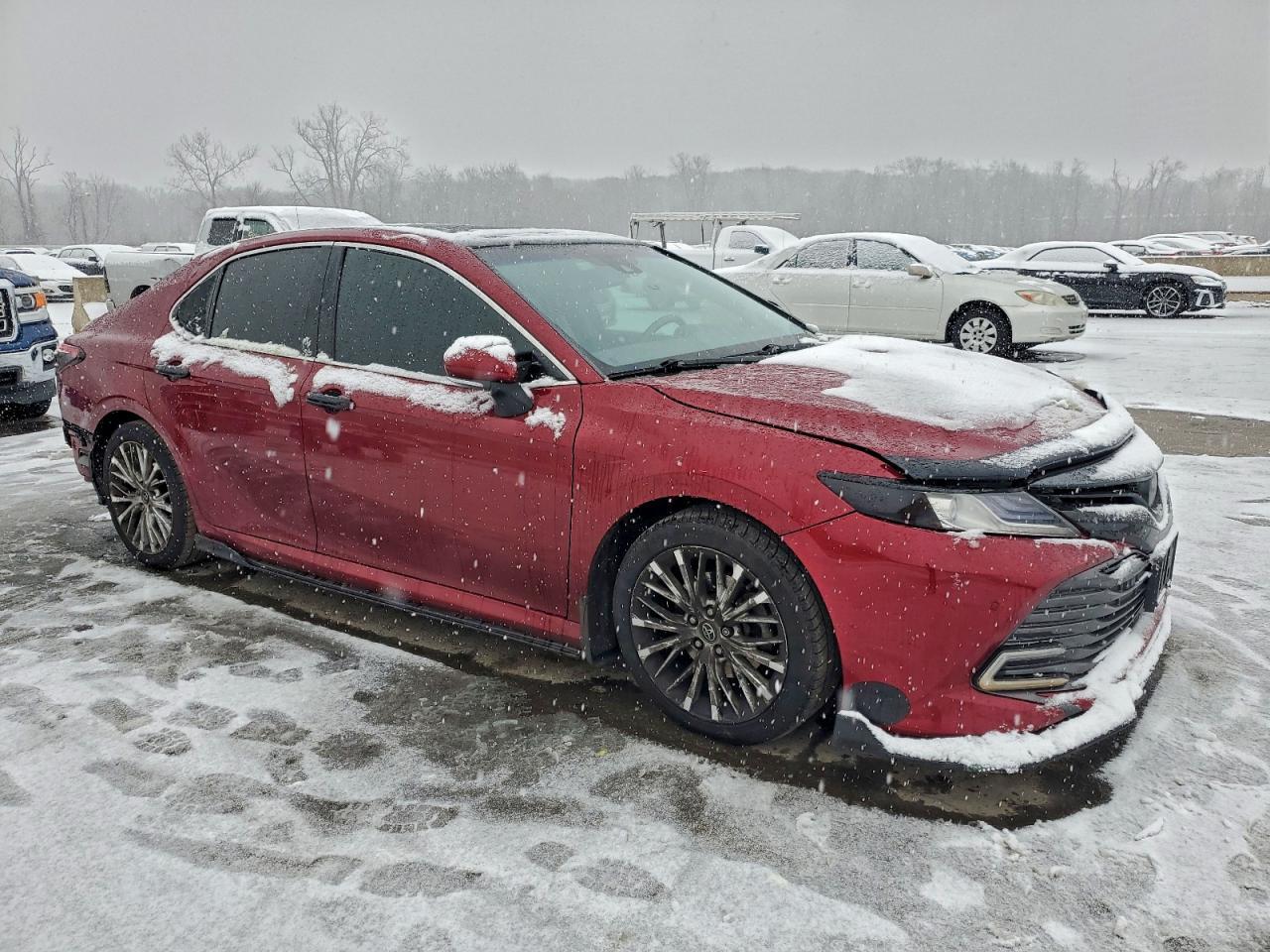 2018 Toyota Camry, L
