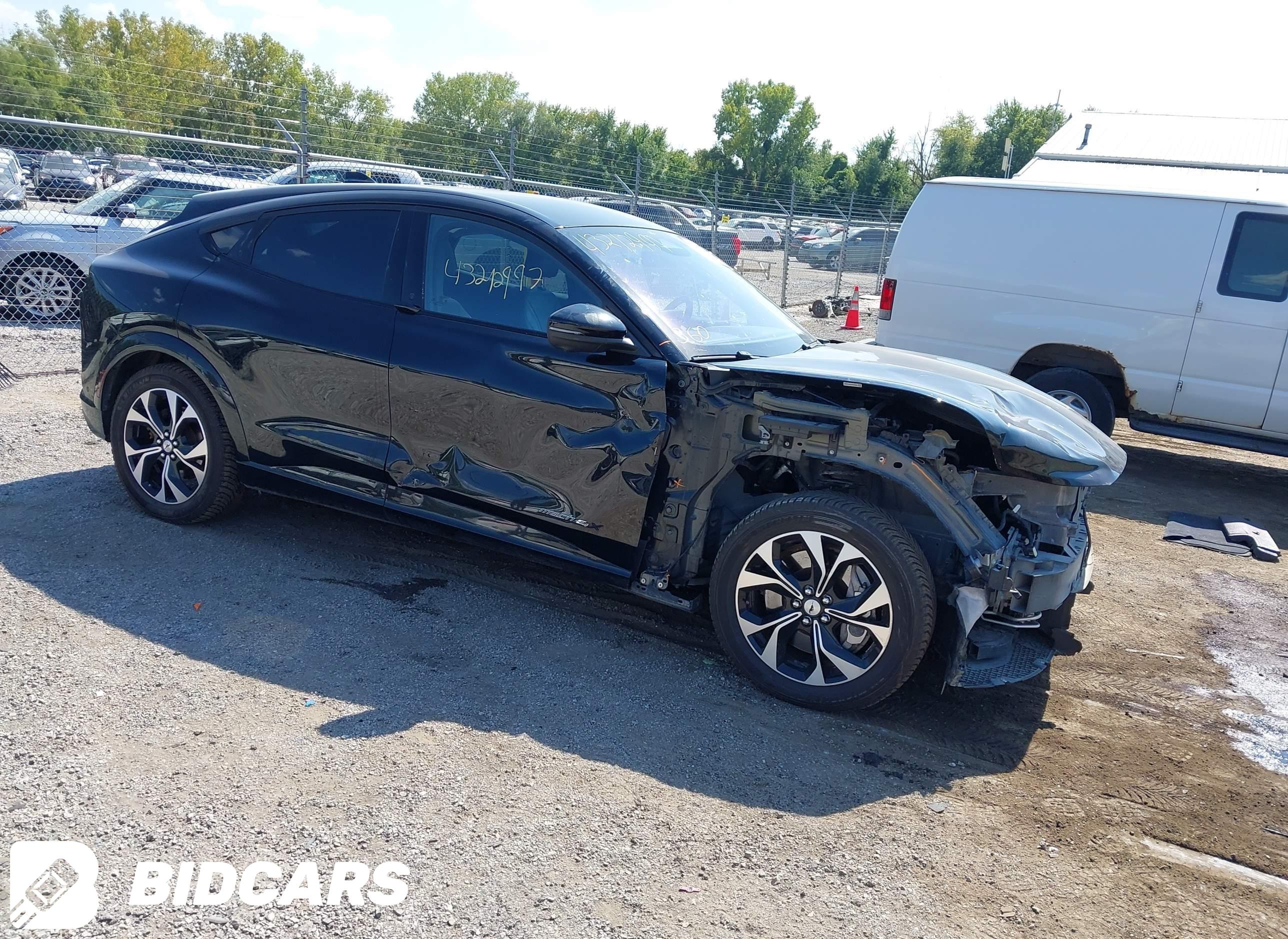 2021 Ford Mustang Mach-E, Pre...