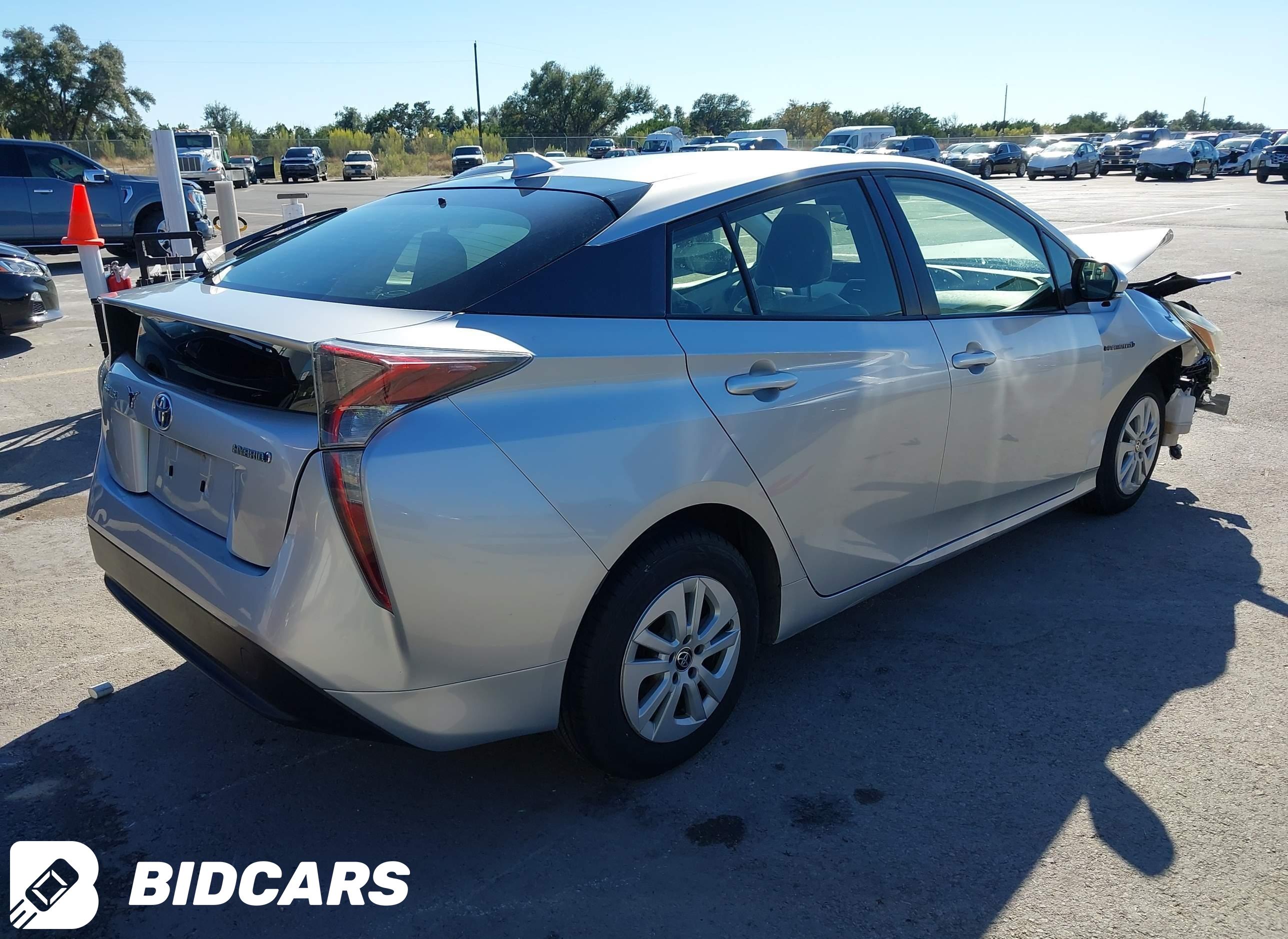 2017 Toyota Prius, Two