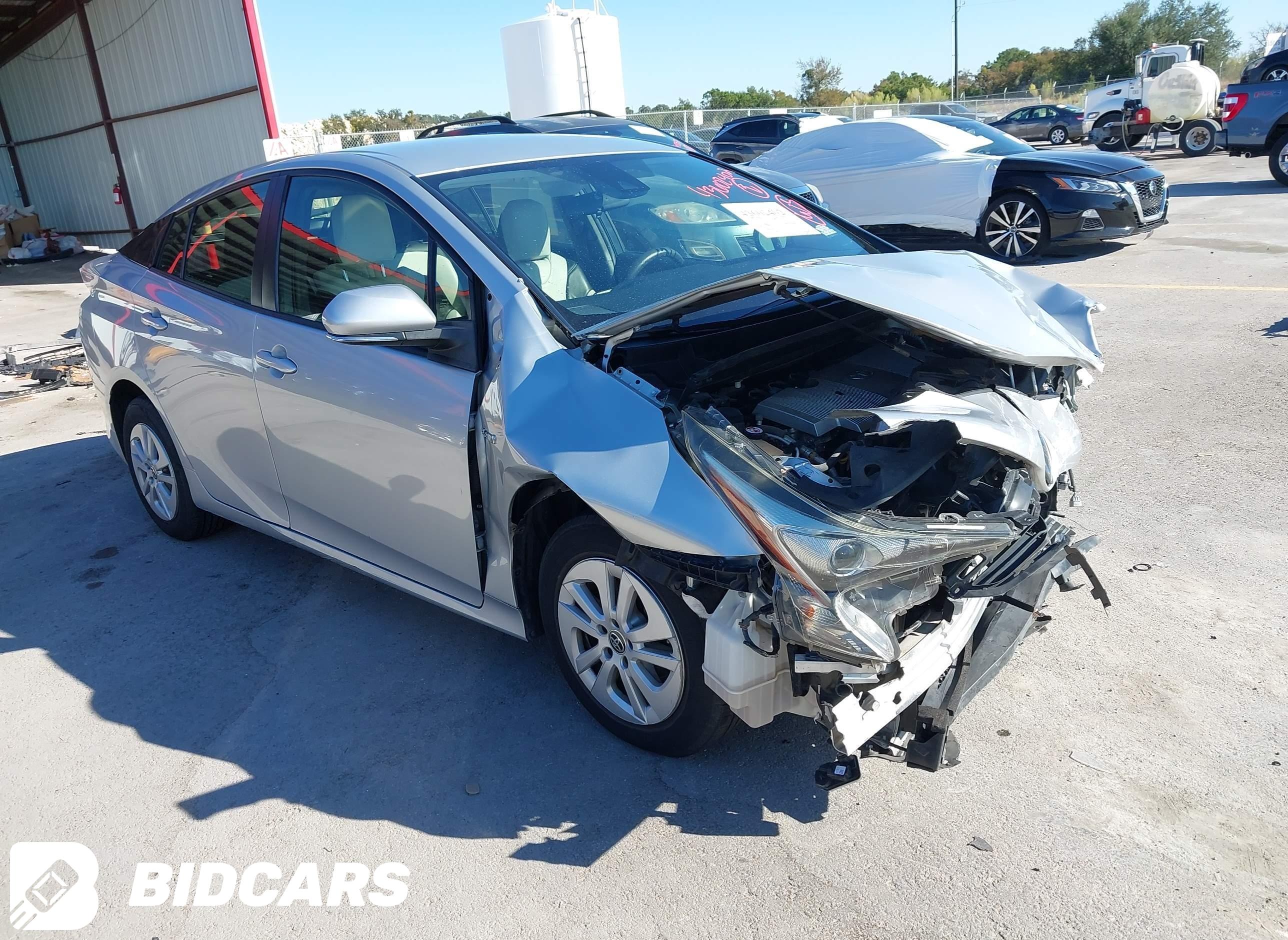 2017 Toyota Prius, Two