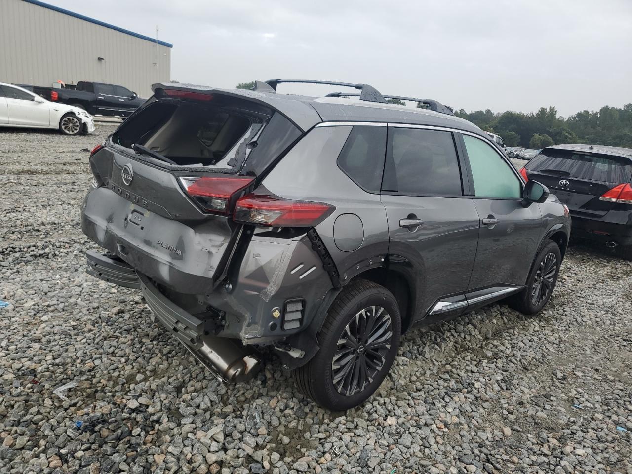 2025 Nissan Rogue, Platinum