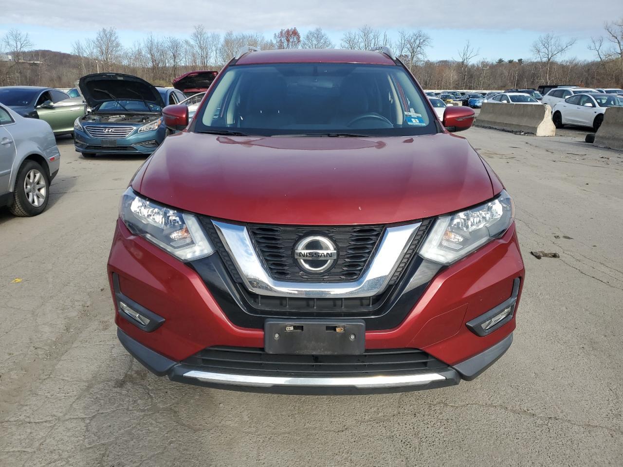 2018 Nissan Rogue, S