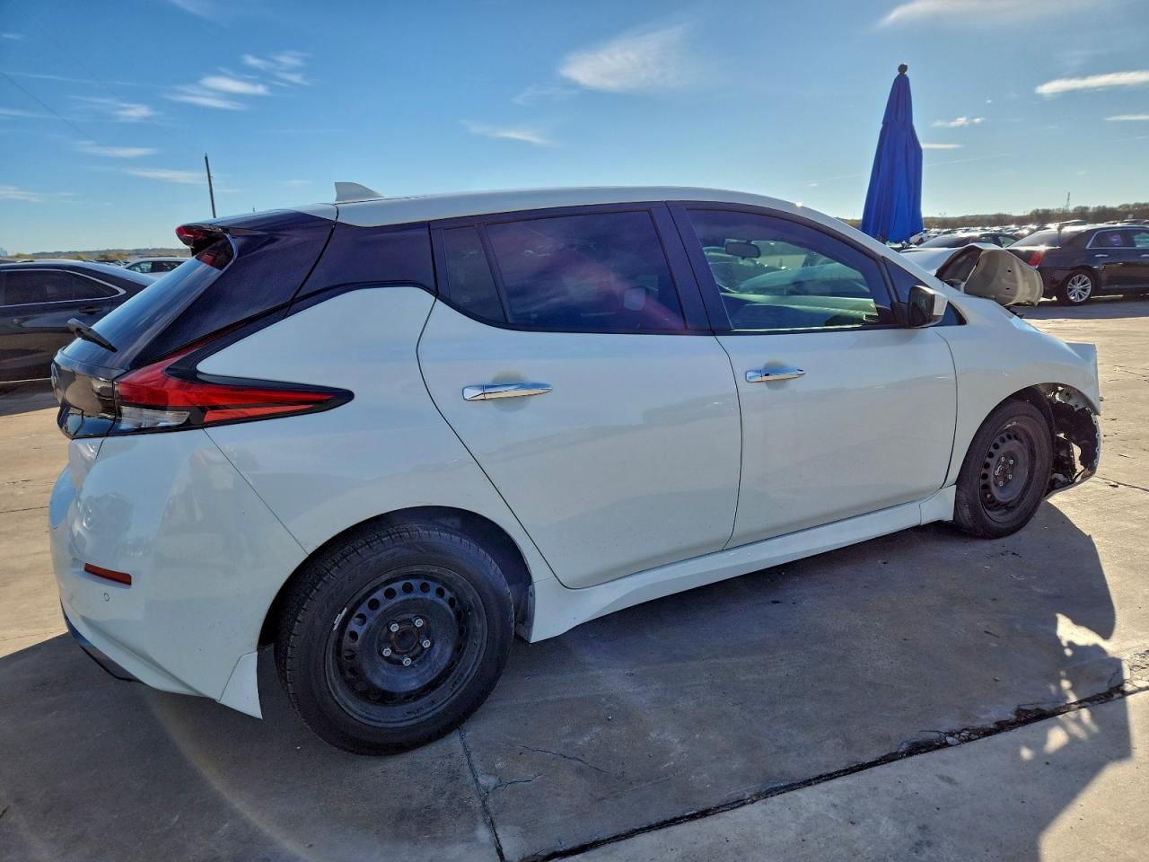 2023 Nissan Leaf, S
