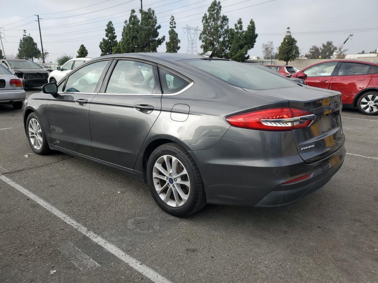 2020 Ford Fusion, SE