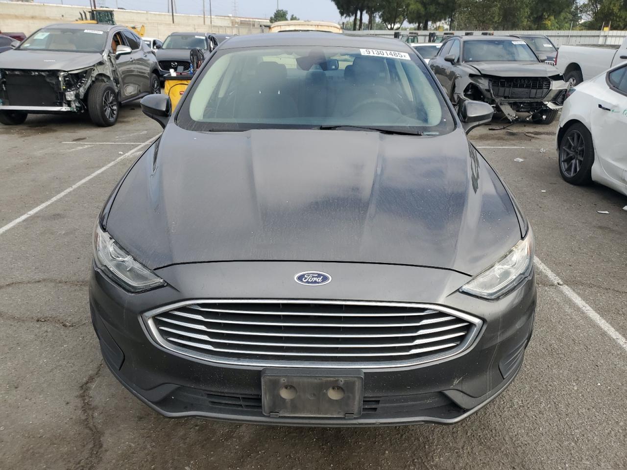 2020 Ford Fusion, SE