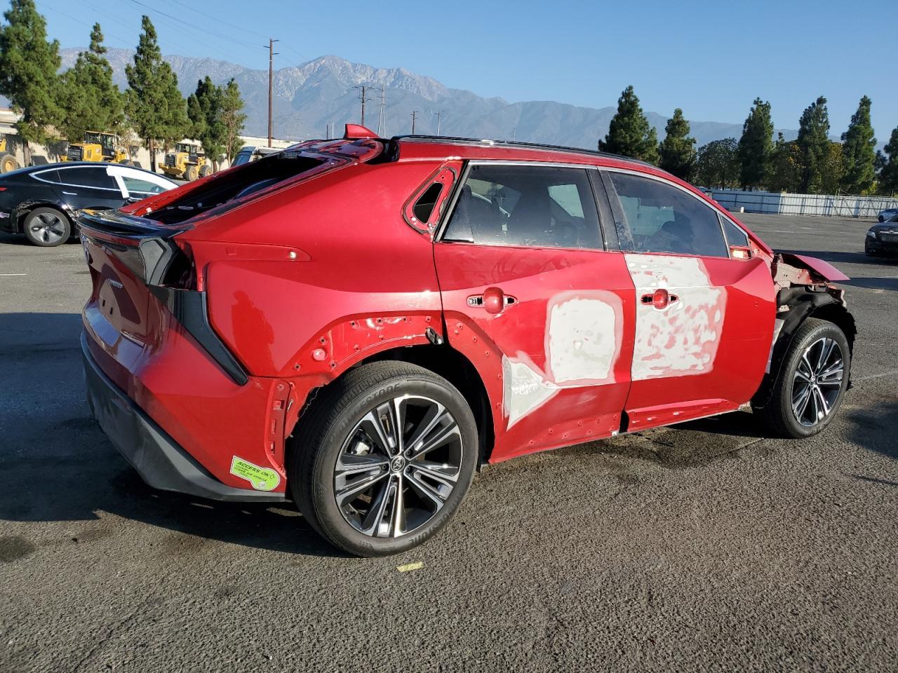 2023 Toyota BZ4X, Xle