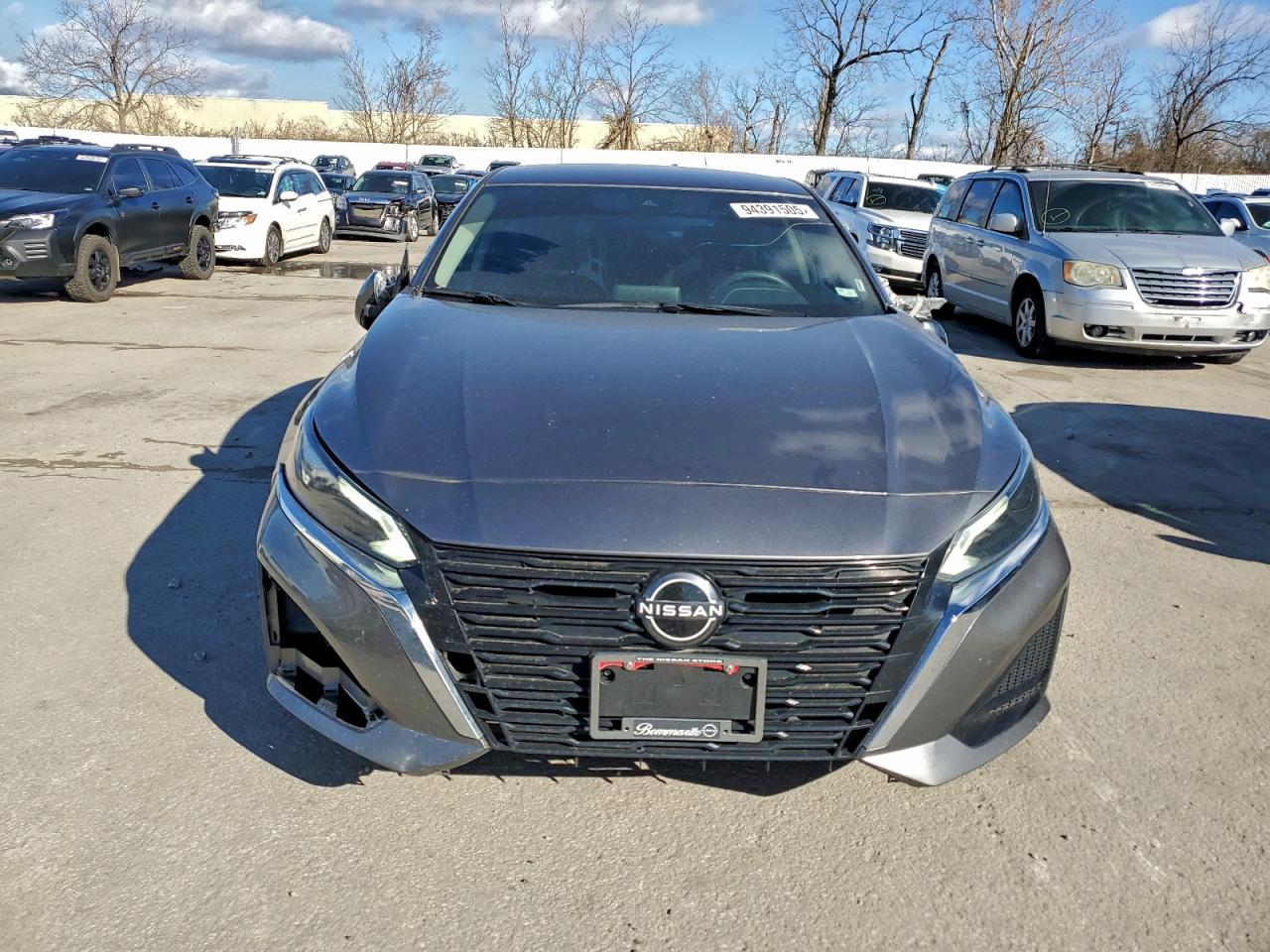 2023 Nissan Altima, SV