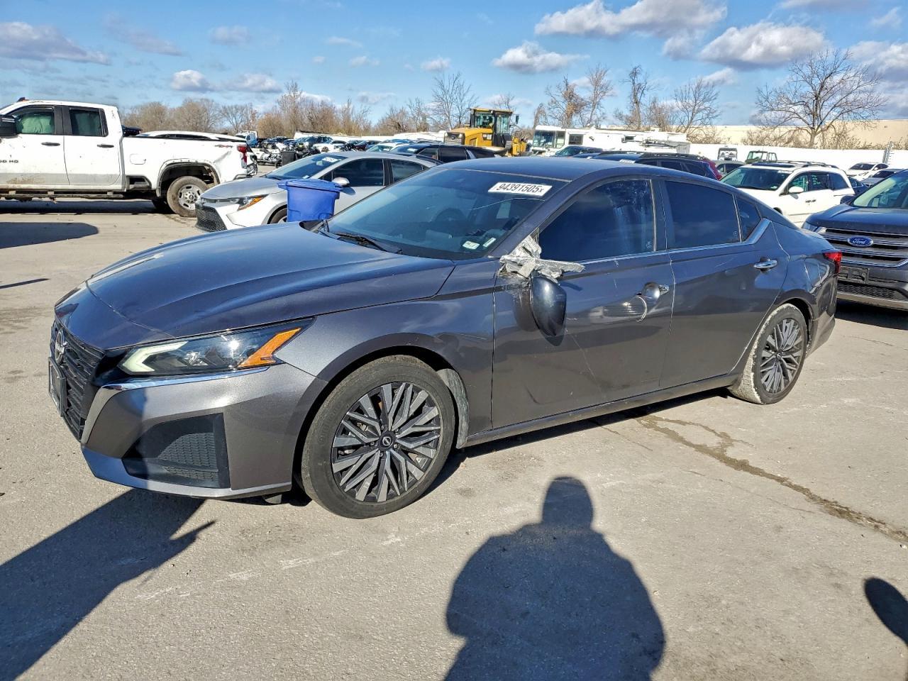 2023 Nissan Altima, SV