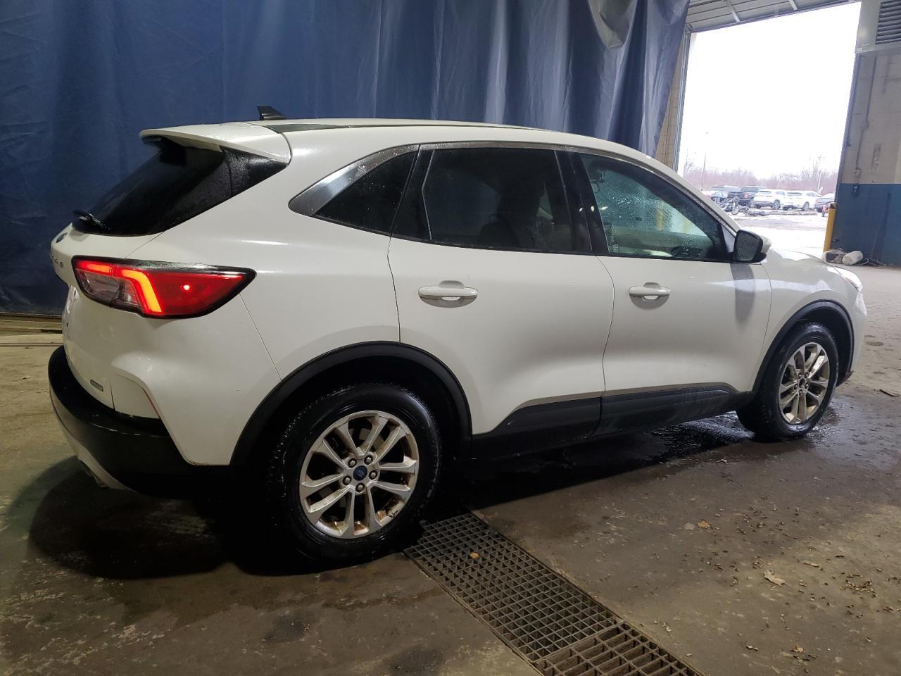 2020 Ford Escape, SE