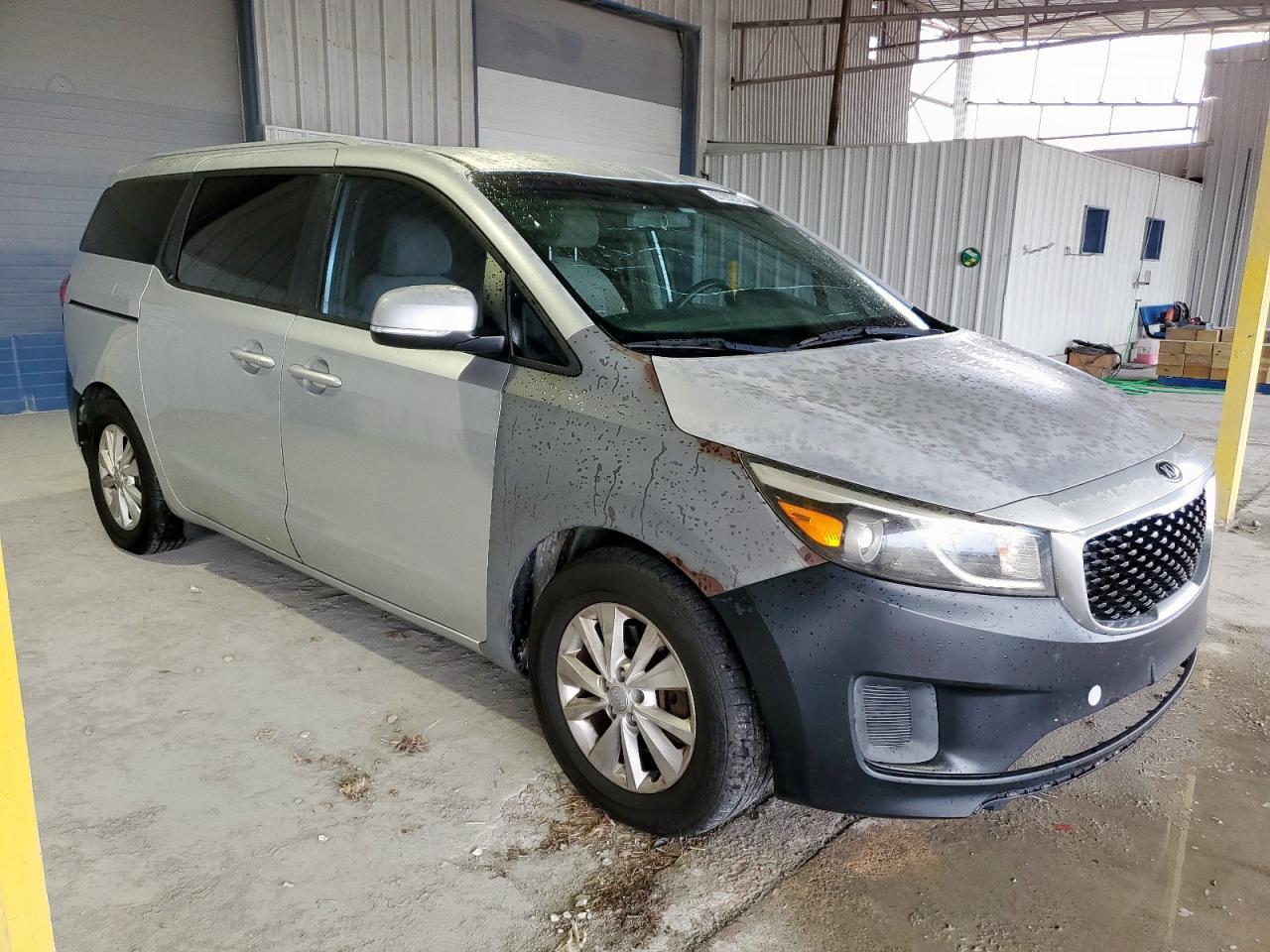 2016 KIA Sedona, LX