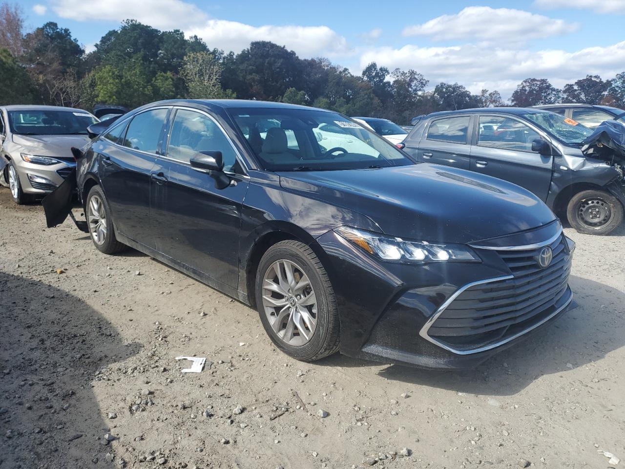 2022 Toyota Avalon, Xle
