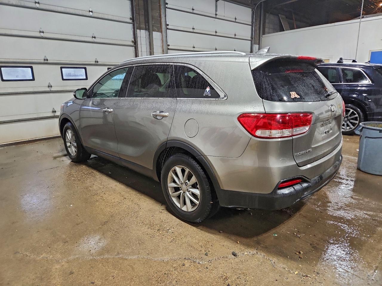 2016 KIA Sorento, LX