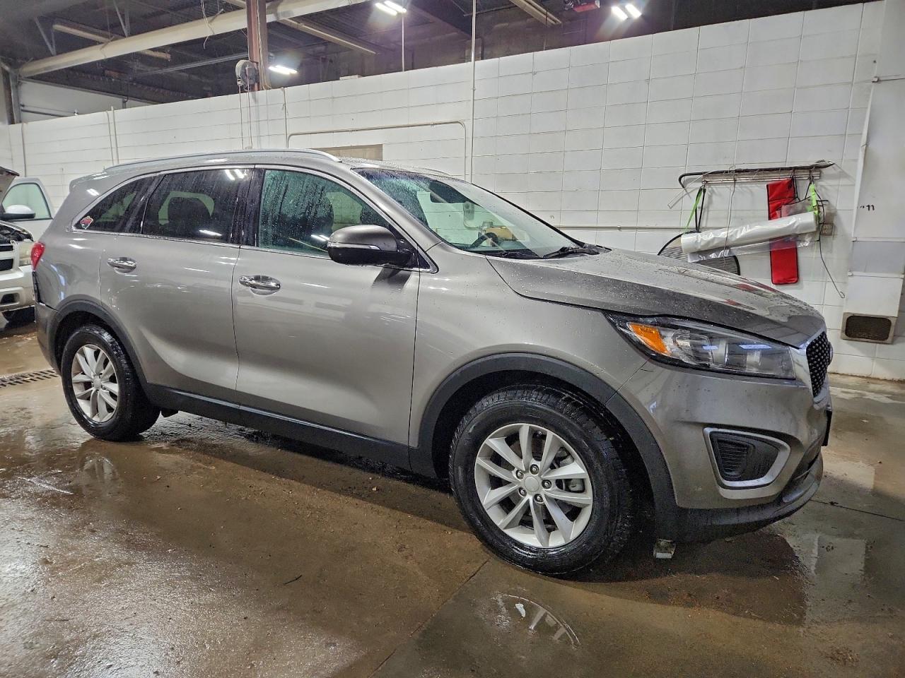 2016 KIA Sorento, LX