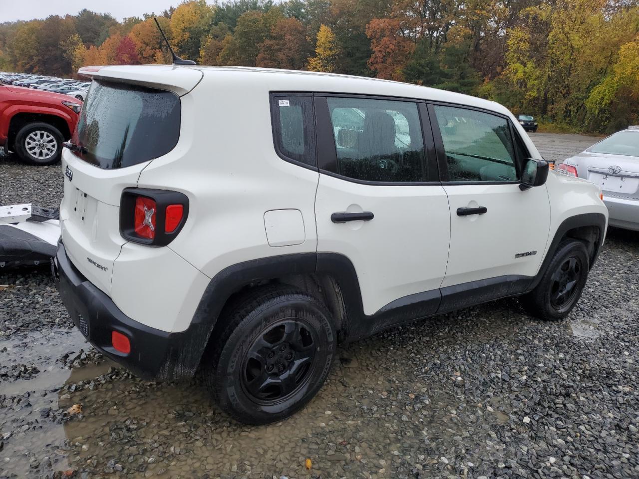 2015 Jeep Renegade, Sport