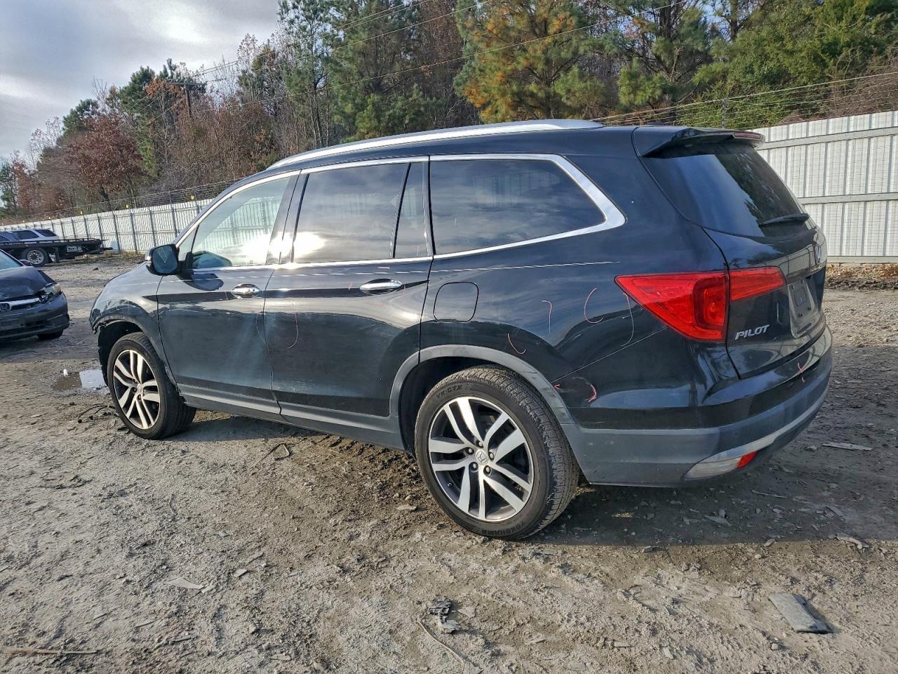2017 Honda Pilot, Touring