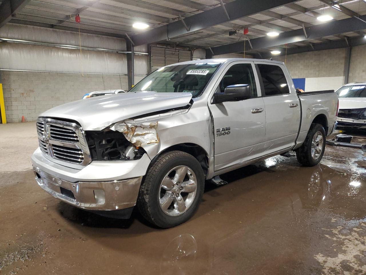 2015 RAM 1500, Slt