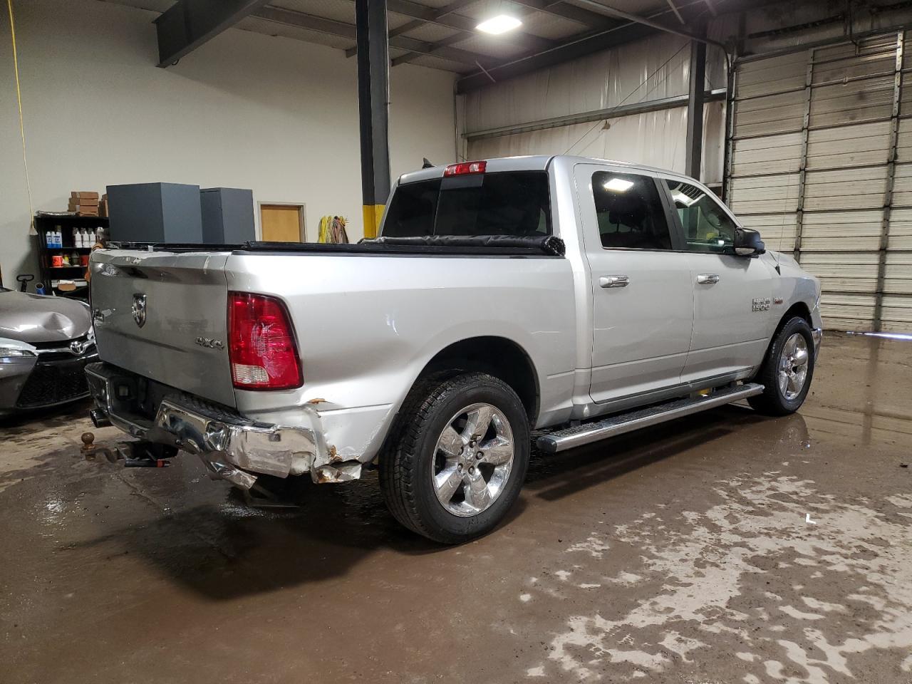 2015 RAM 1500, Slt