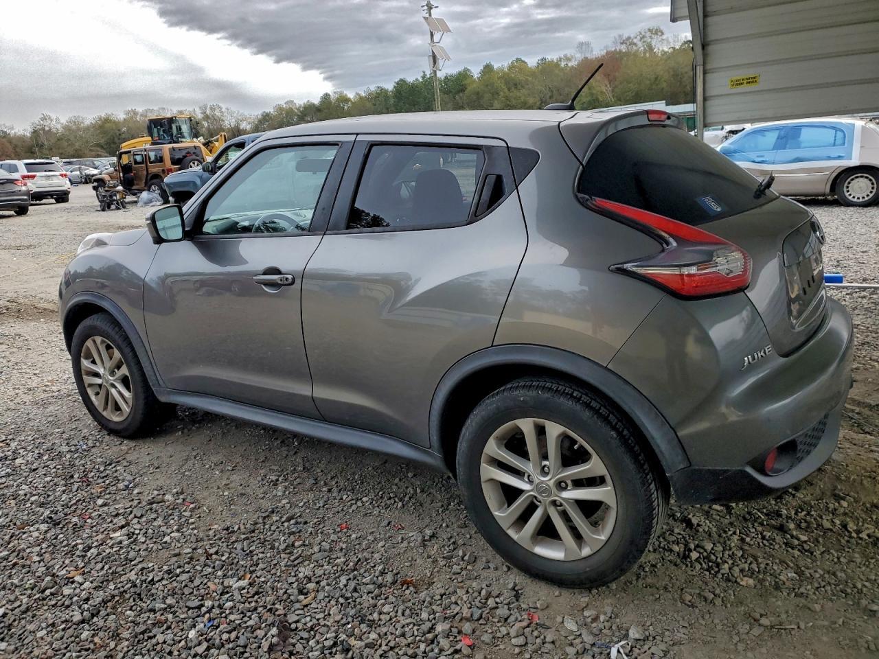 2015 Nissan Juke, S