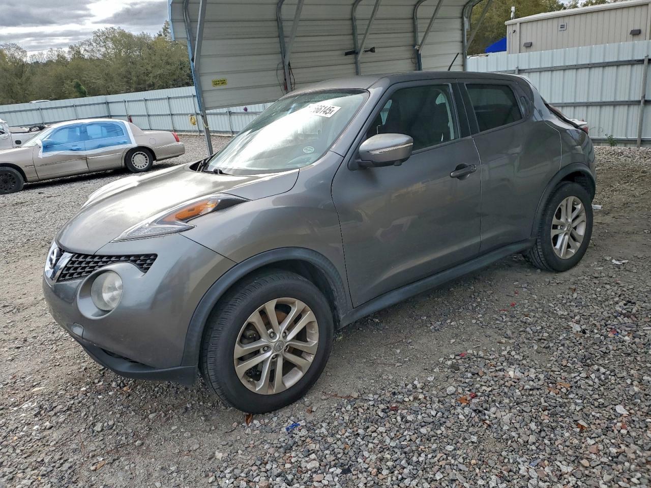 2015 Nissan Juke, S