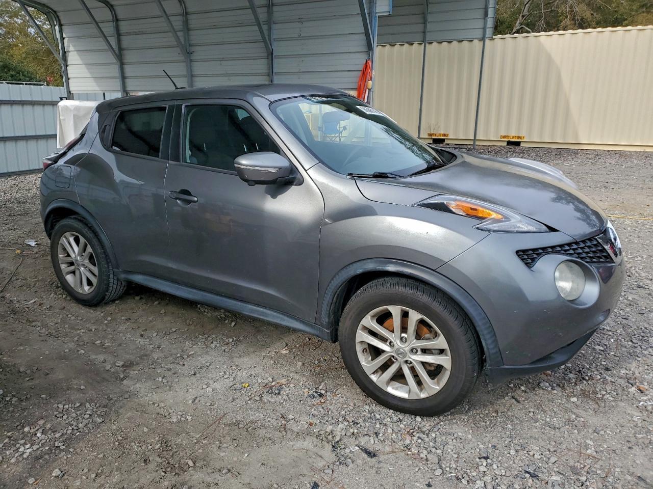 2015 Nissan Juke, S