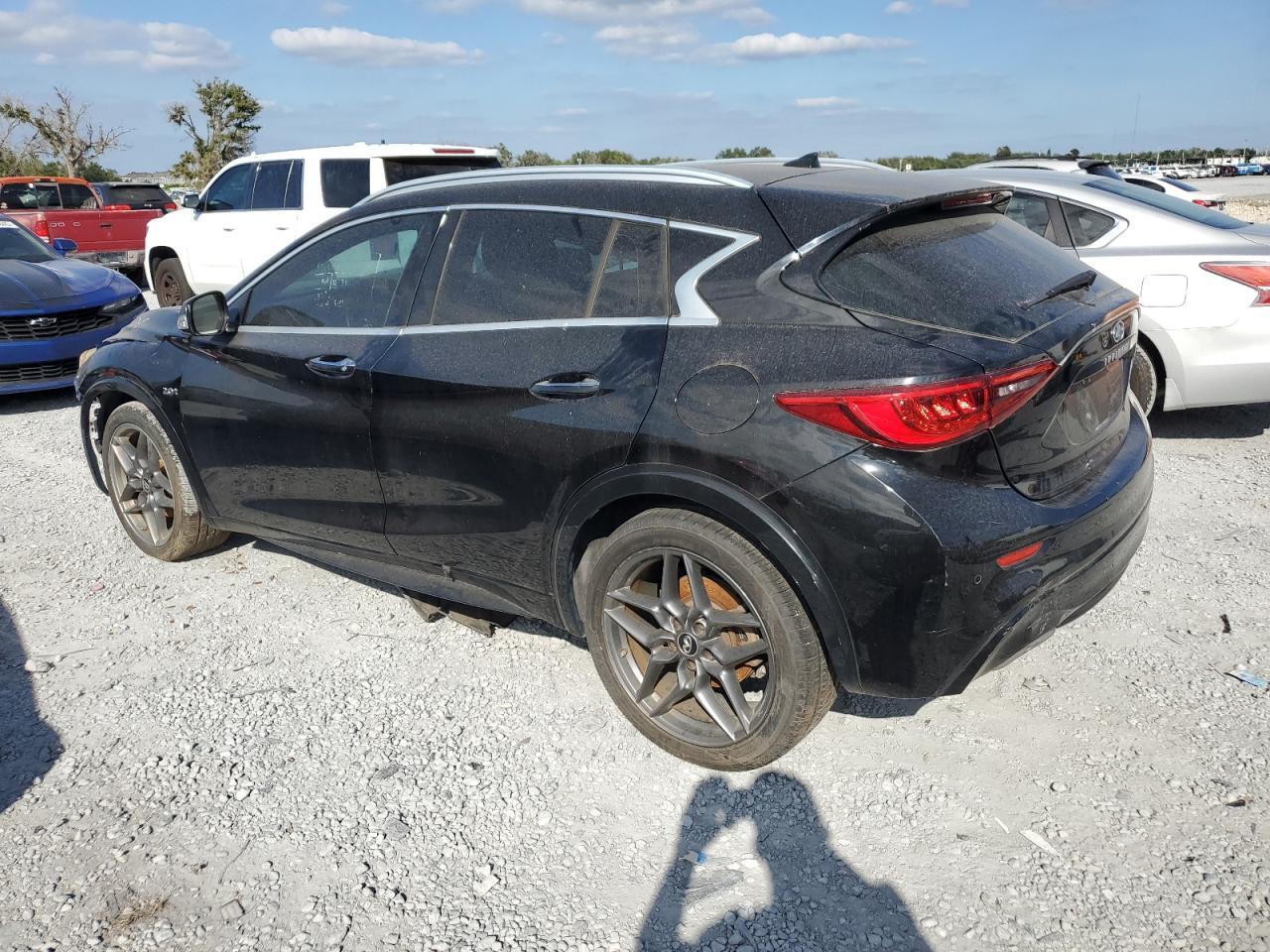 2017 Infiniti QX30, Base