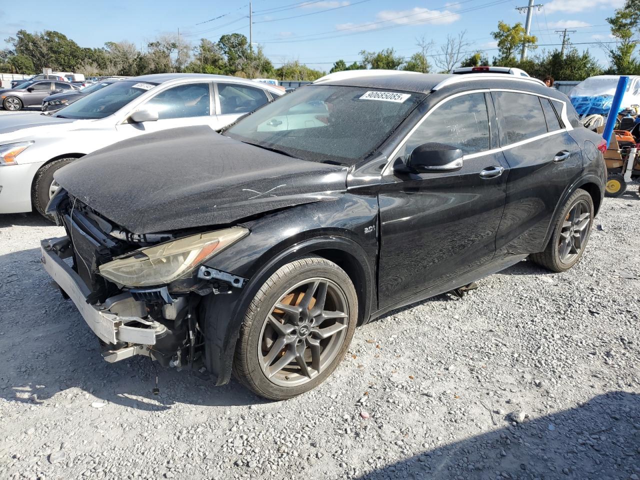 2017 Infiniti QX30, Base