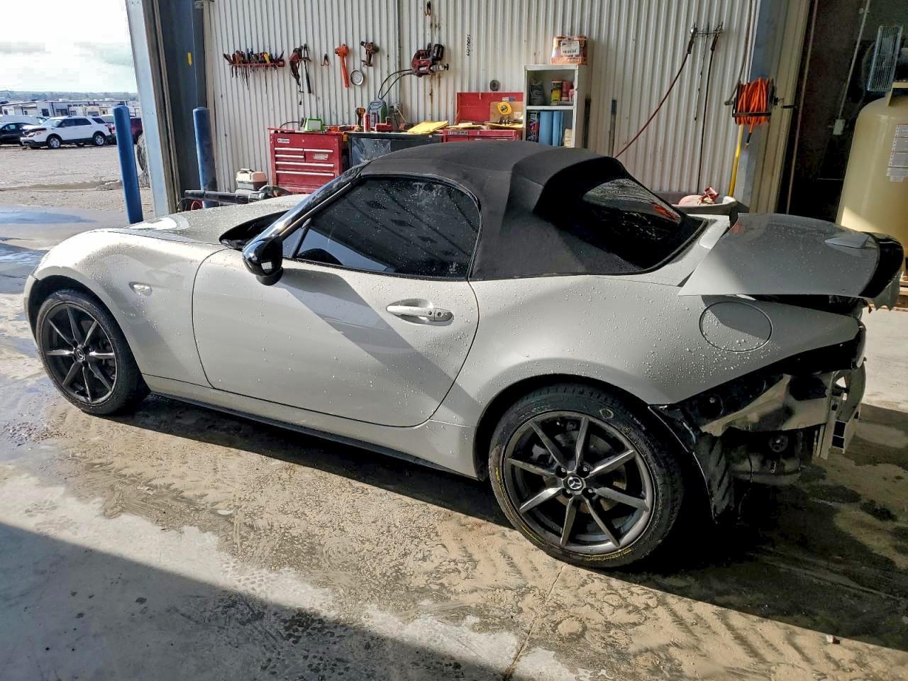 2016 Mazda MX-5, Club
