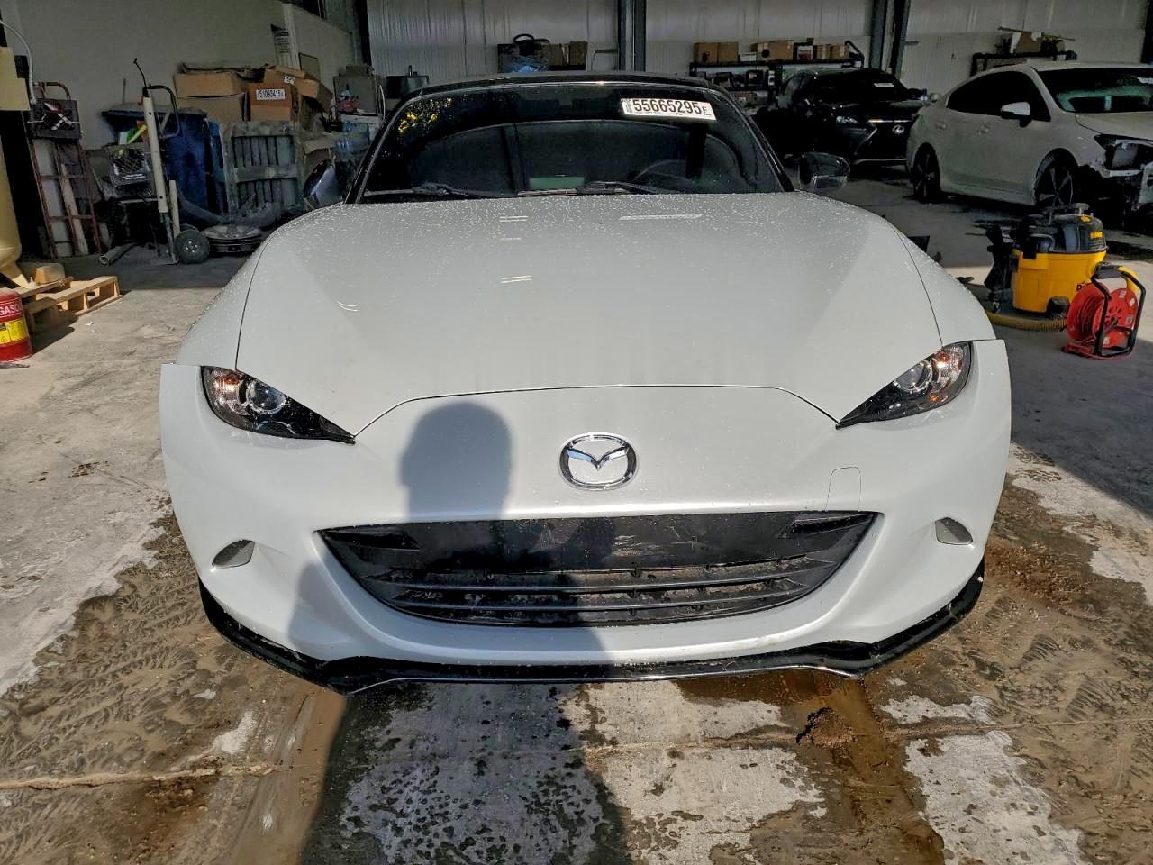 2016 Mazda MX-5, Club