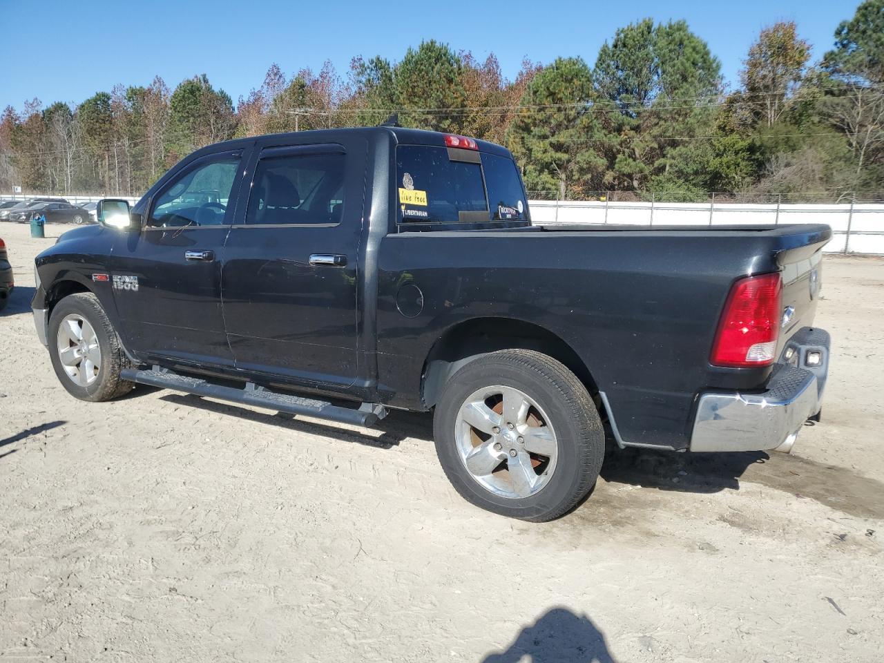 2015 RAM 1500, Slt